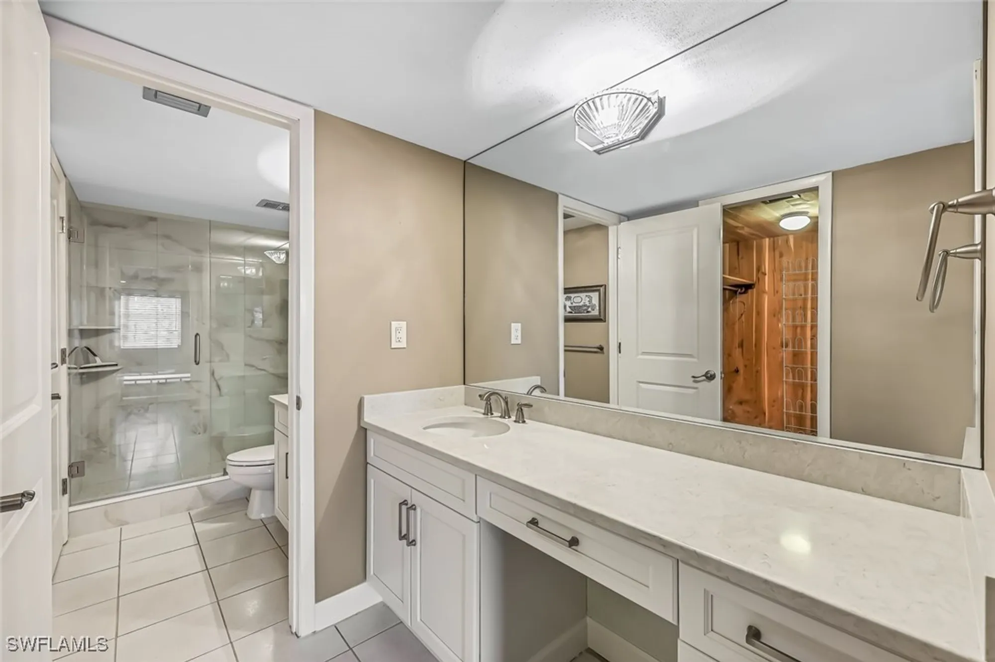 Property Slideshow image 13 of 26 | 1828 pine valley dr 101, Fort Myers, FL, 33907