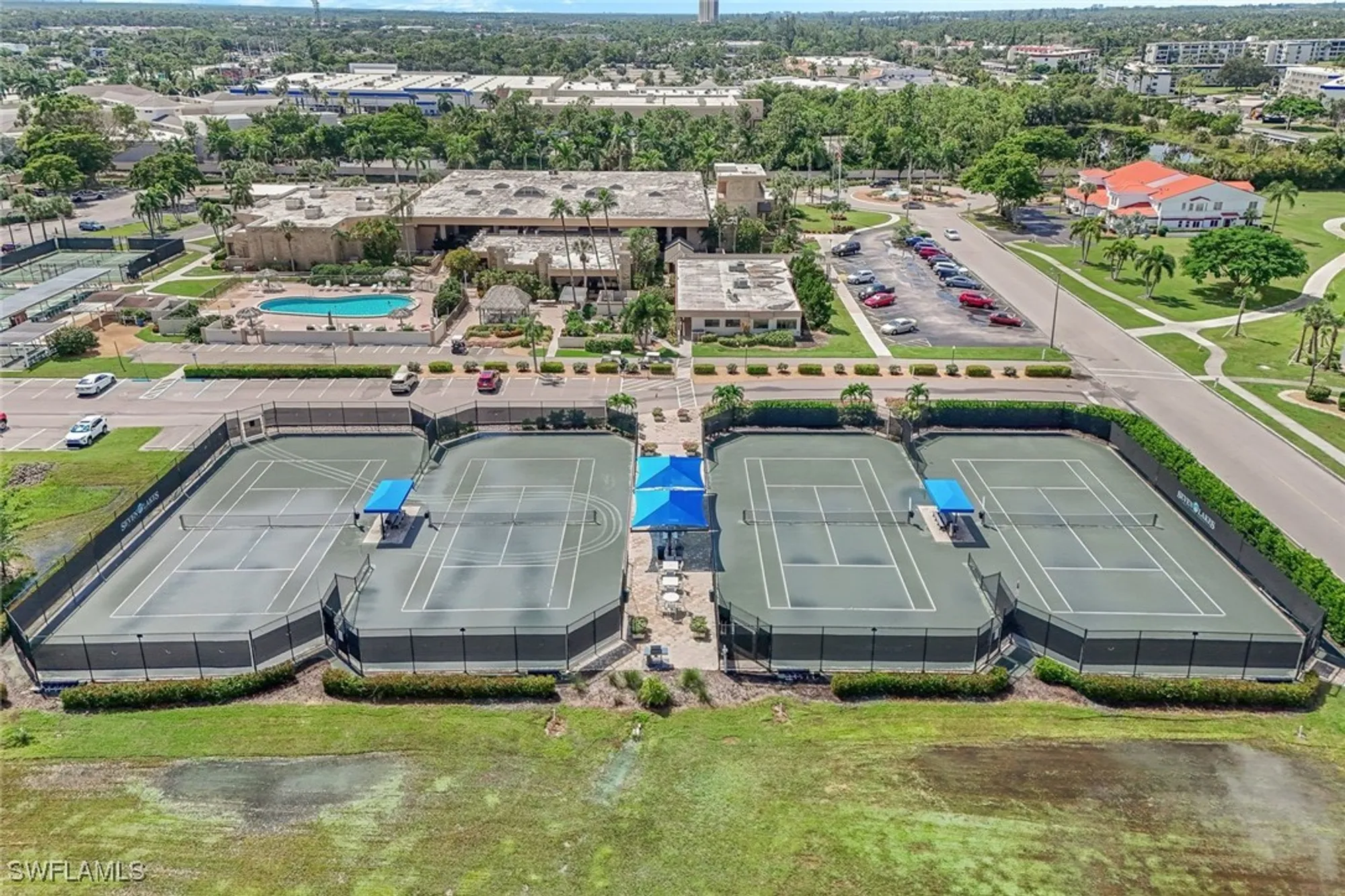 Property Slideshow image 21 of 26 | 1828 pine valley dr 101, Fort Myers, FL, 33907