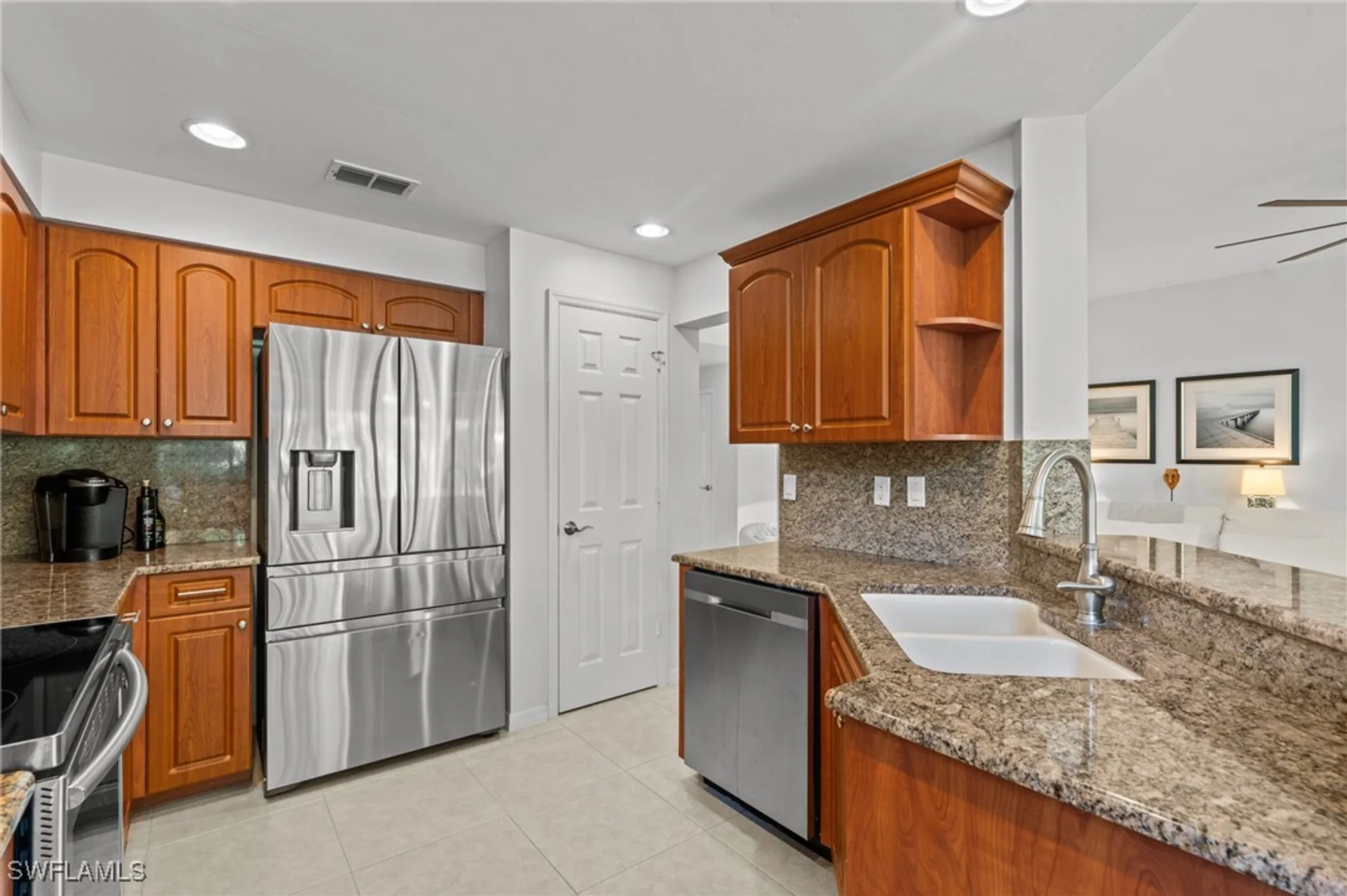 Property Slideshow image 14 of 35 | 27021 oakwood lake dr apt 102, Bonita Springs, FL, 34134