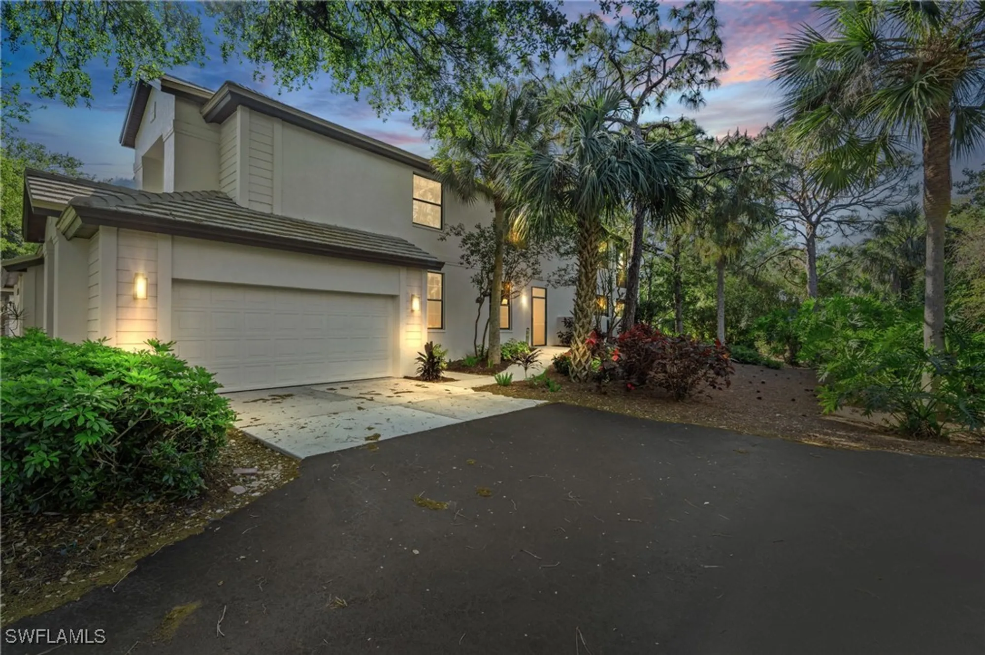 Property Slideshow image 29 of 35 | 27021 oakwood lake dr apt 102, Bonita Springs, FL, 34134