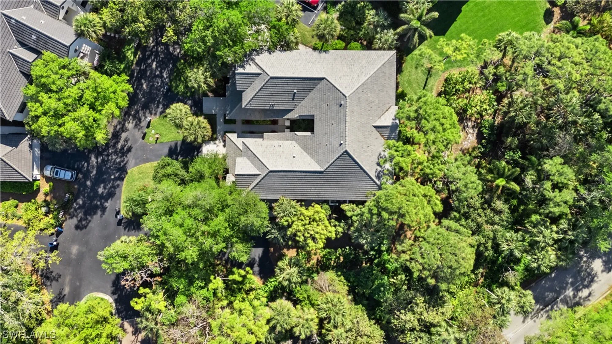 Property Slideshow image 35 of 35 | 27021 oakwood lake dr apt 102, Bonita Springs, FL, 34134