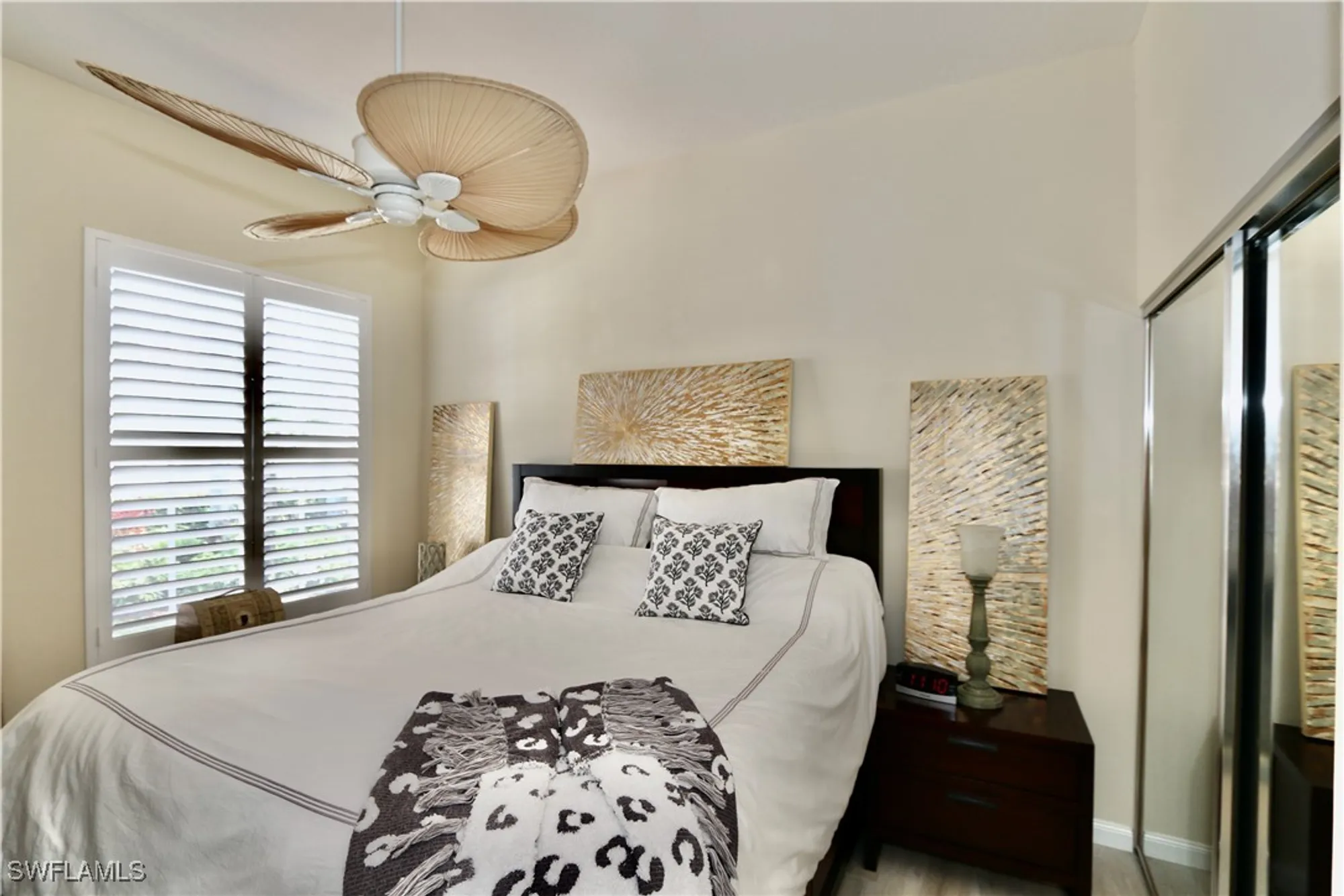 Property Slideshow image 14 of 49 | 5495 freeport ln, Naples, FL, 34119