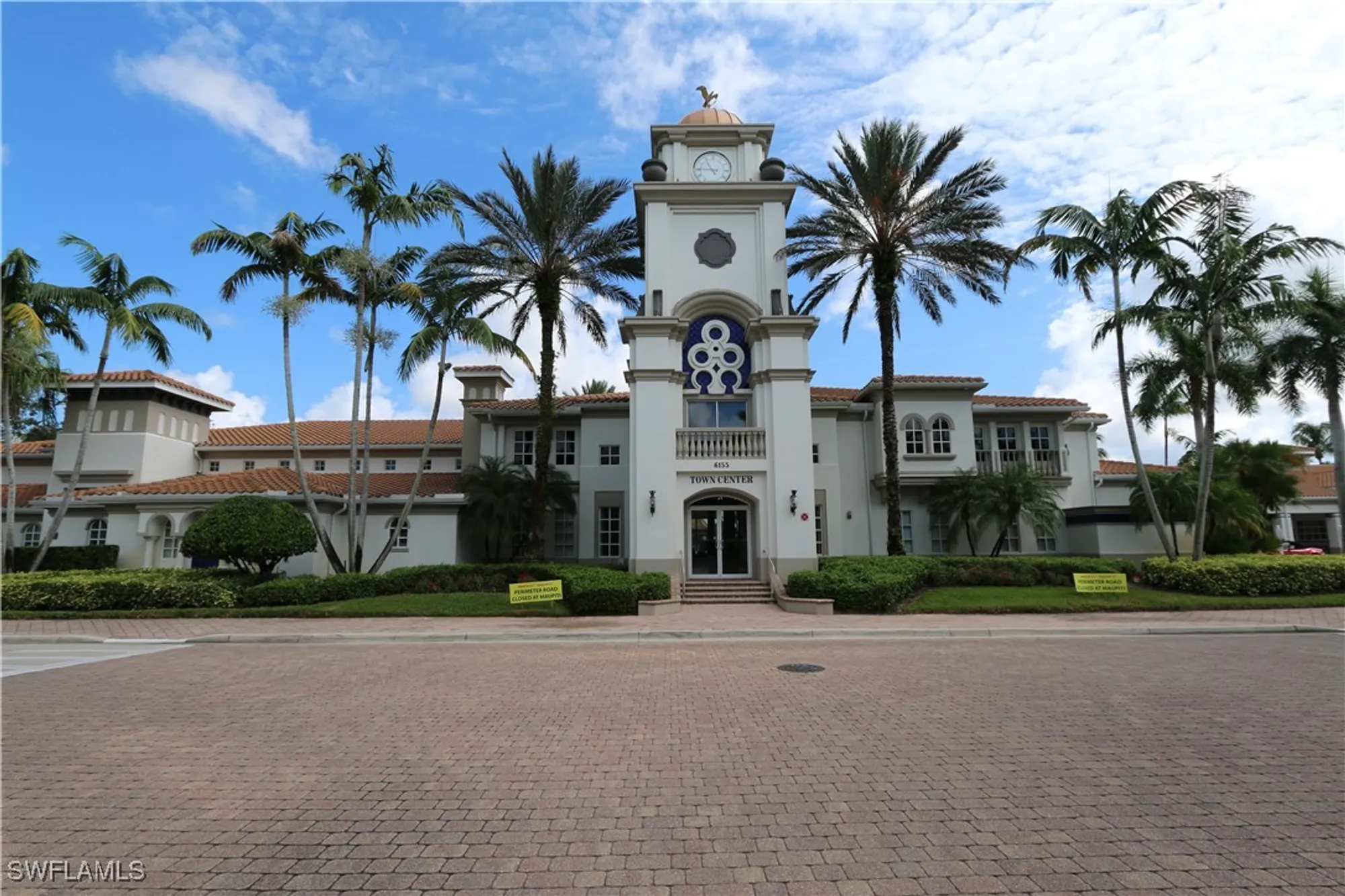 Property Slideshow image 42 of 49 | 5495 freeport ln, Naples, FL, 34119