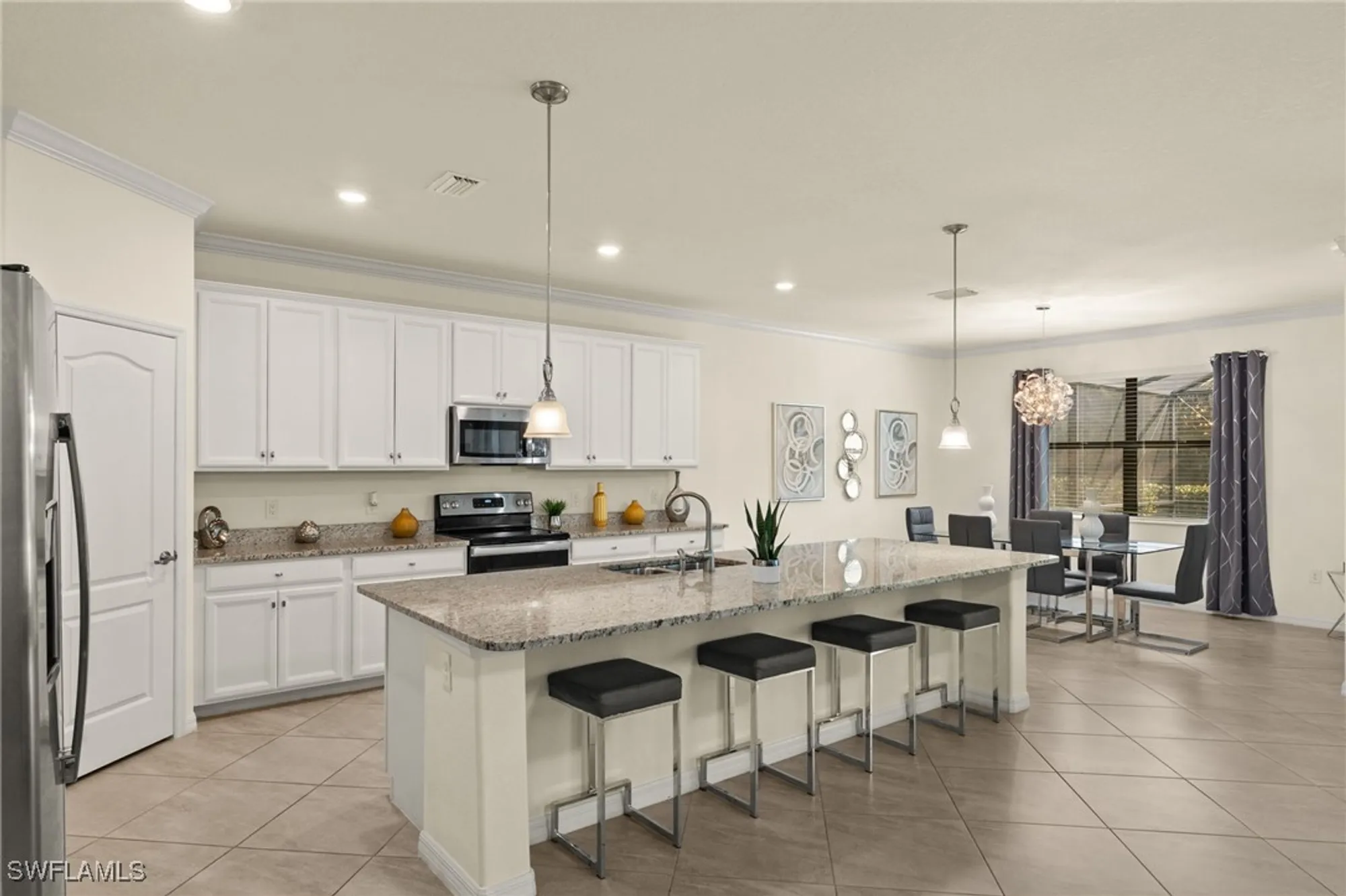 Property Slideshow image 11 of 39 | 11892 hickory estate cir, Fort Myers, FL, 33913