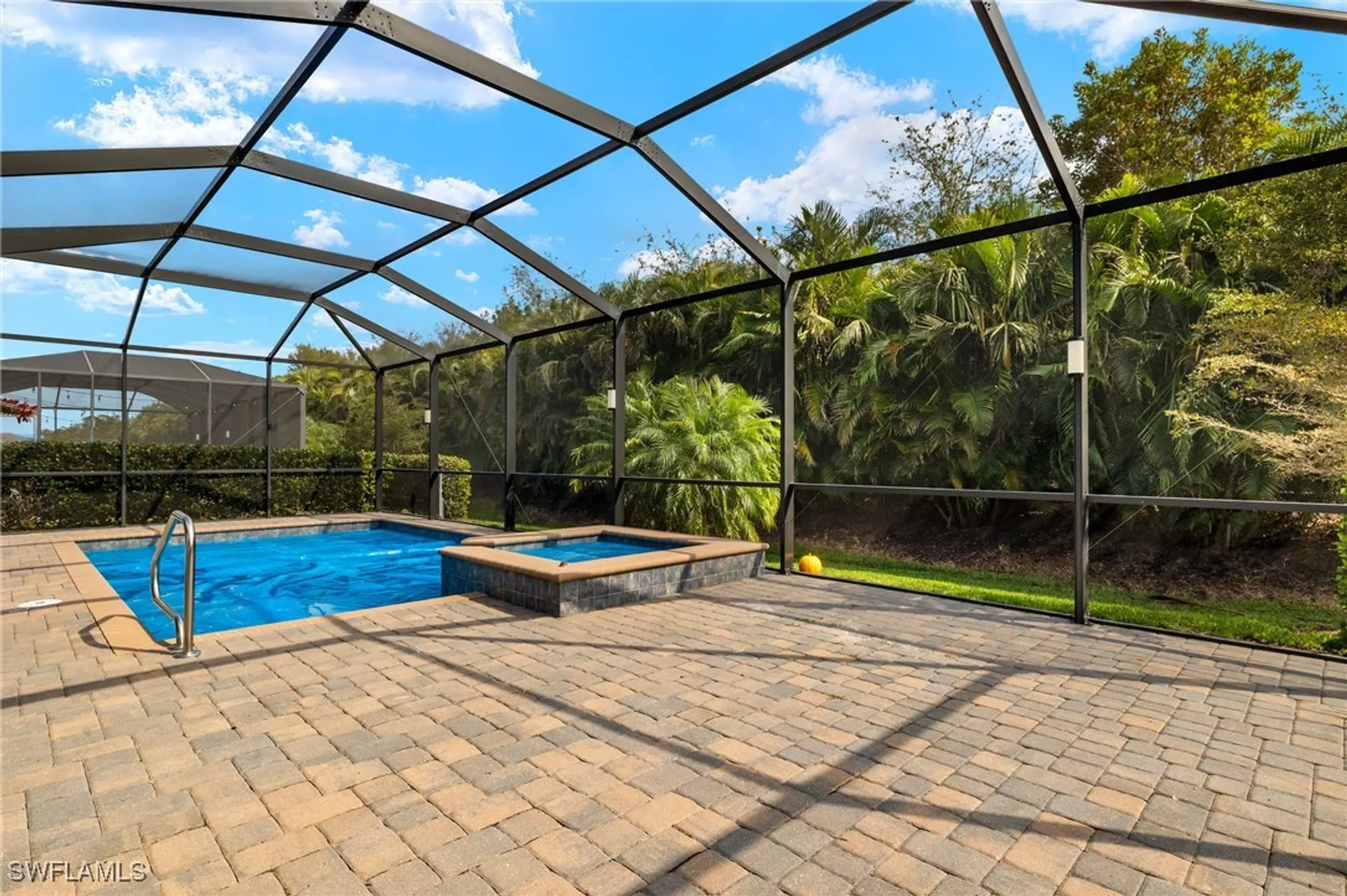 Property Slideshow image 26 of 39 | 11892 hickory estate cir, Fort Myers, FL, 33913
