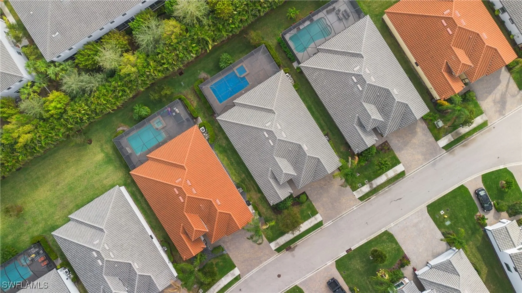 Property Slideshow image 32 of 39 | 11892 hickory estate cir, Fort Myers, FL, 33913