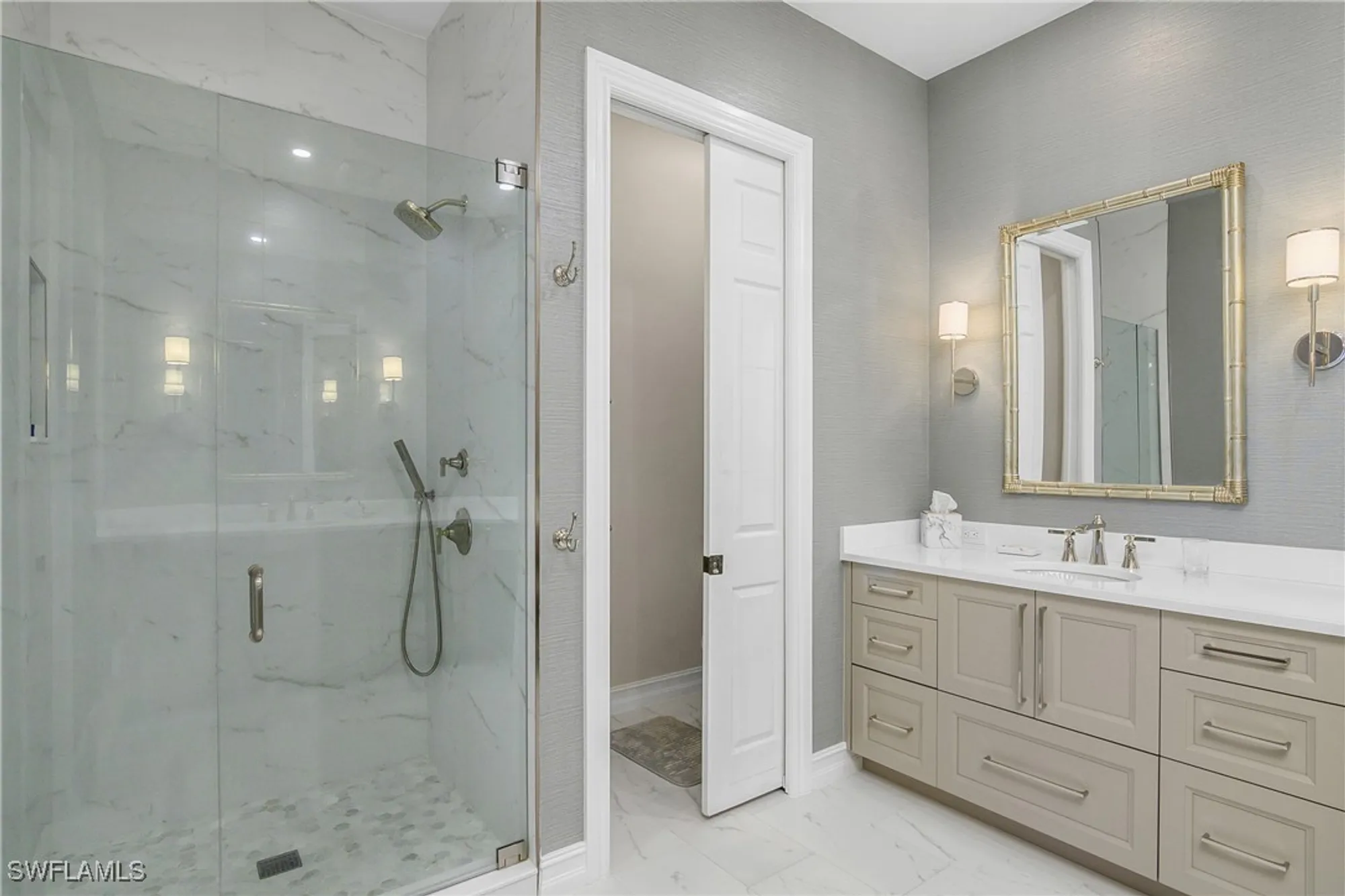 Property Slideshow image 14 of 32 | 700 bentwater cir 203, Naples, FL, 34108