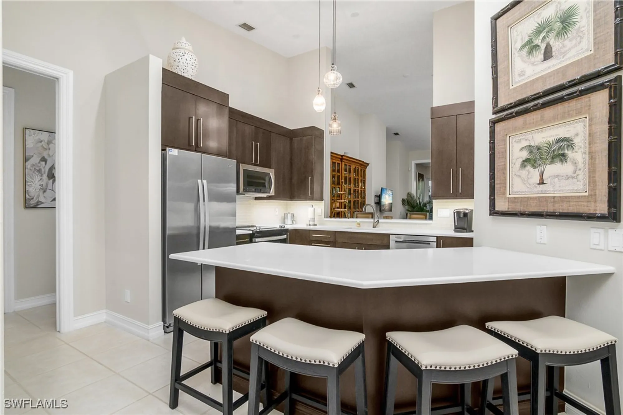 Property Slideshow image 22 of 32 | 700 bentwater cir 203, Naples, FL, 34108