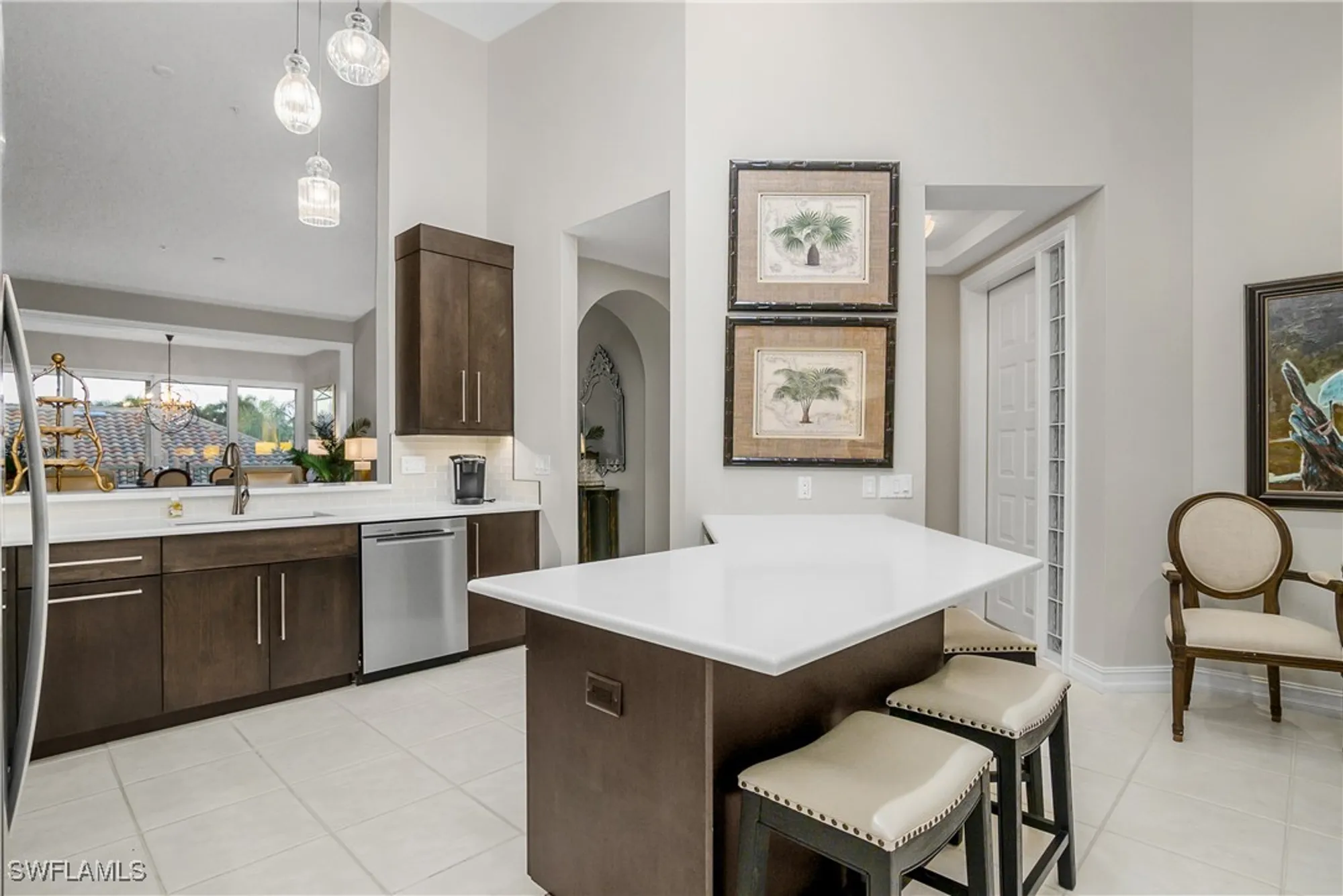 Property Slideshow image 23 of 32 | 700 bentwater cir 203, Naples, FL, 34108