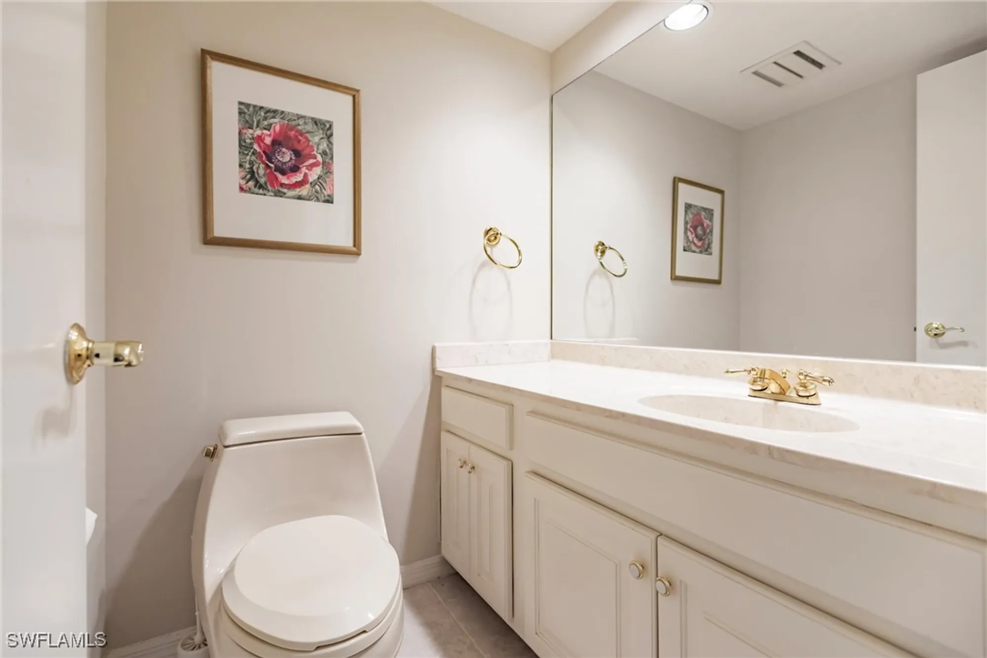 Property Slideshow image 14 of 36 | 3115 gulf shore blvd 806s, Naples, FL, 34103