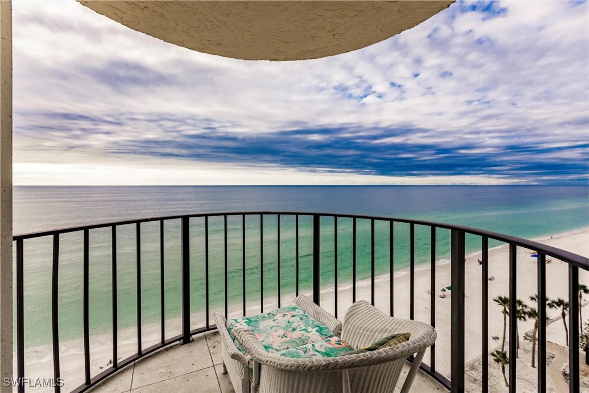 Property Slideshow image 17 of 36 | 3115 gulf shore blvd 806s, Naples, FL, 34103