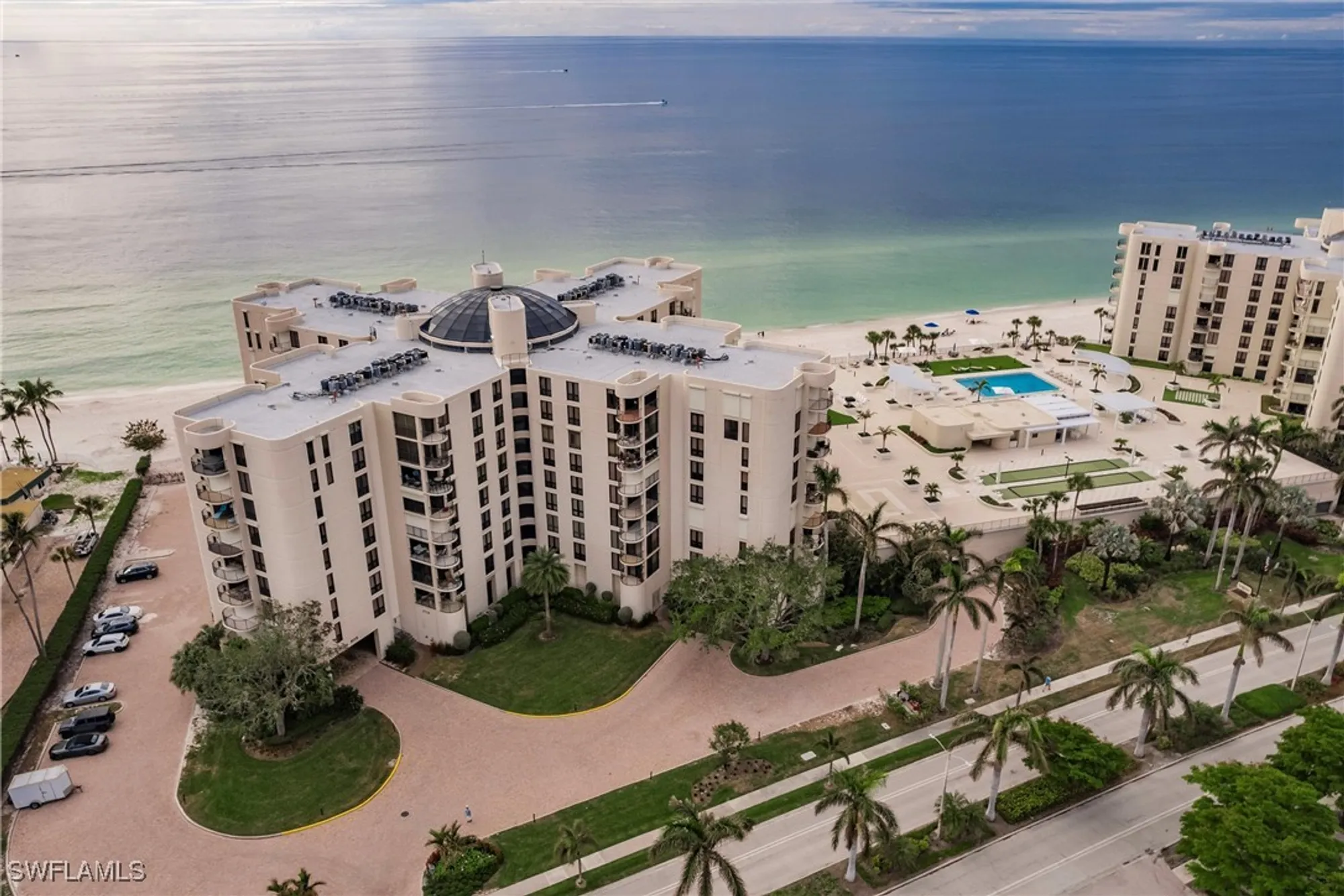 Property Slideshow image 2 of 36 | 3115 gulf shore blvd 806s, Naples, FL, 34103
