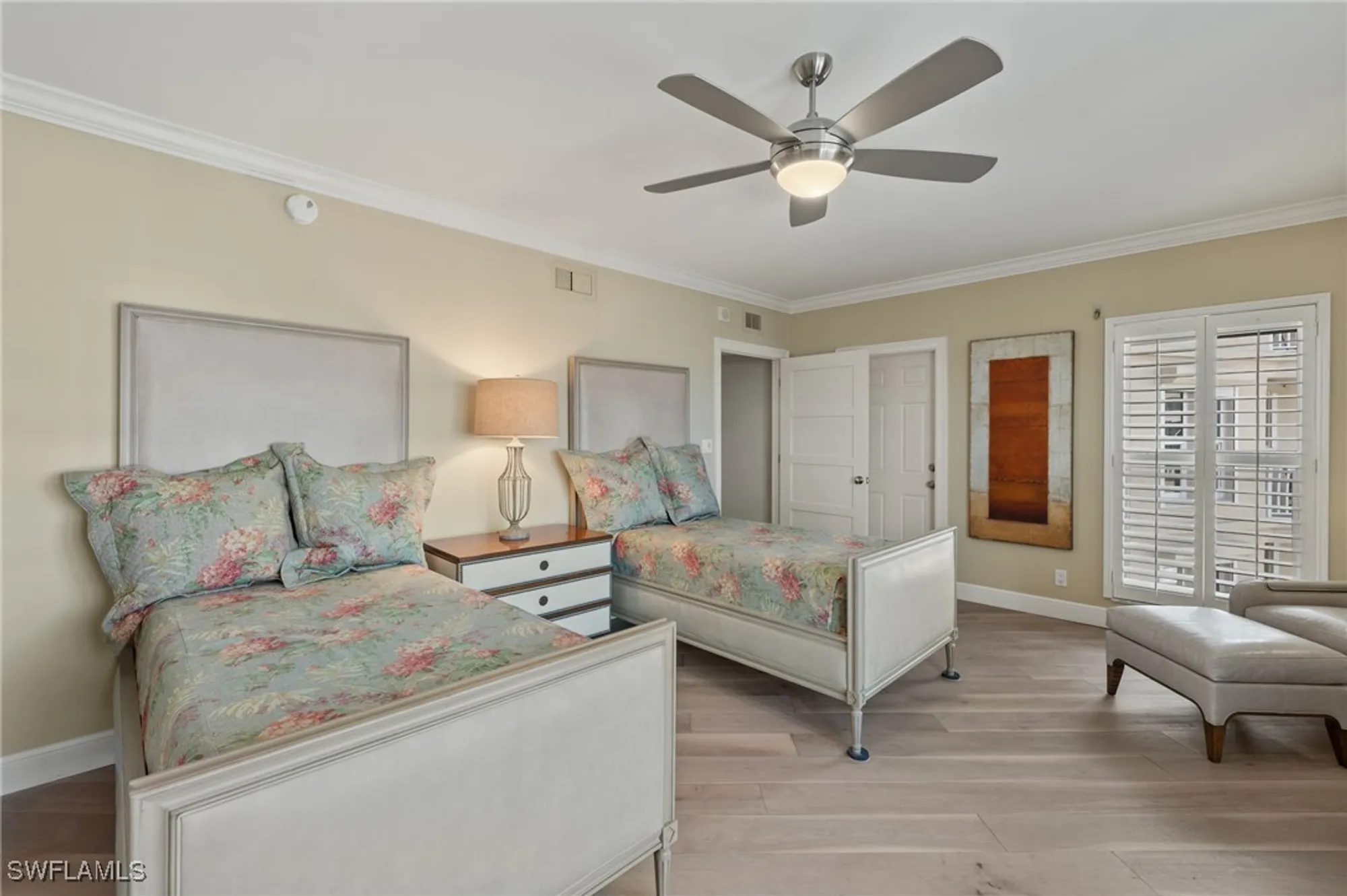 Property Slideshow image 19 of 29 | 2901 gulf shore blvd n apt 701s, Naples, FL, 34103