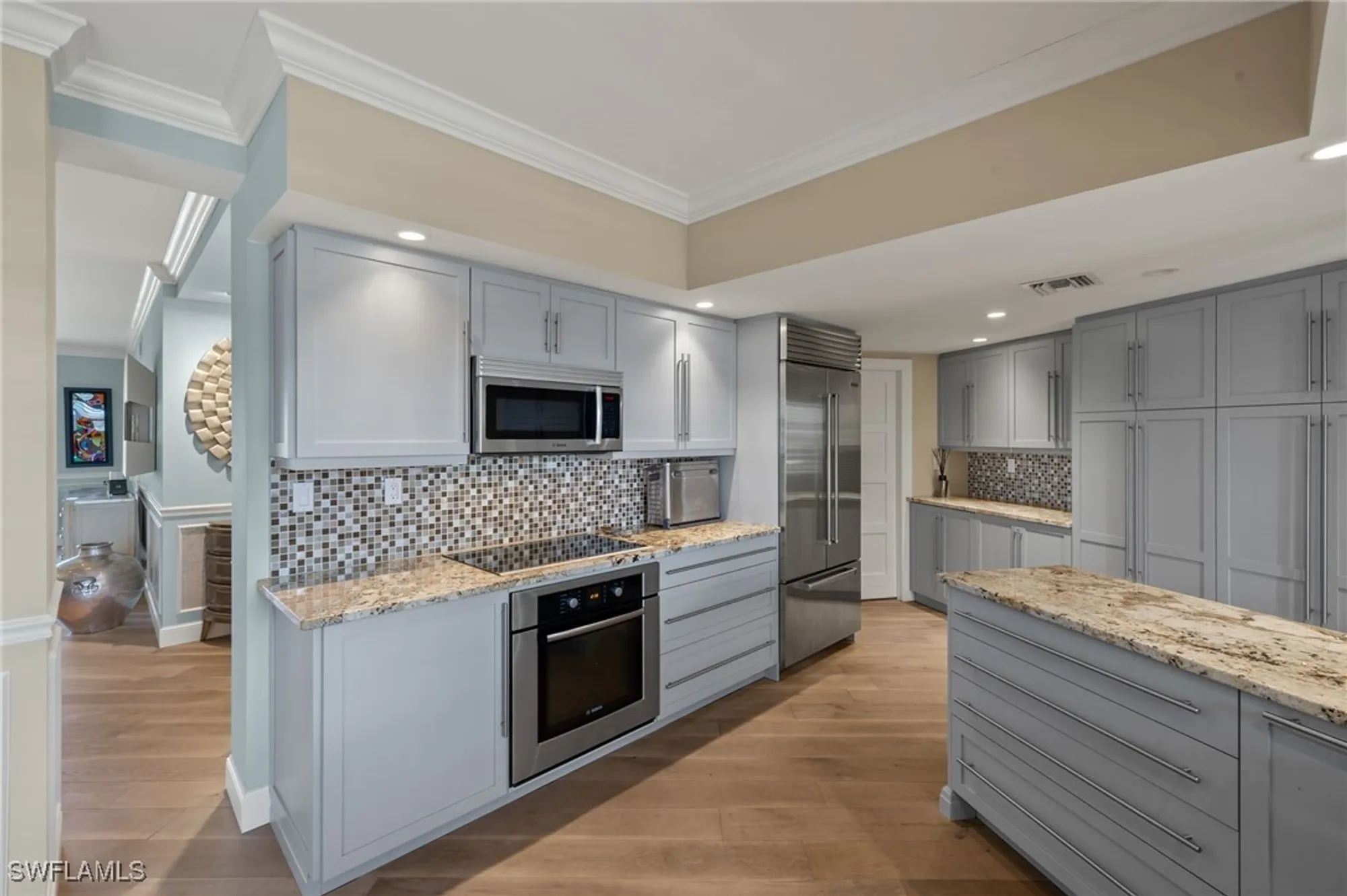 Property Slideshow image 12 of 29 | 2901 gulf shore blvd n apt 701s, Naples, FL, 34103