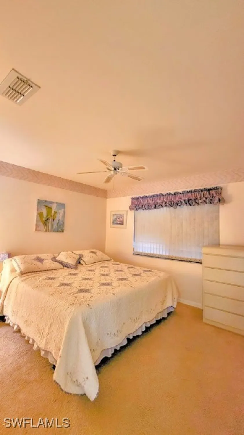 Property Slideshow image 14 of 18 | 11540 caravel cir 3028, Fort Myers, FL, 33908