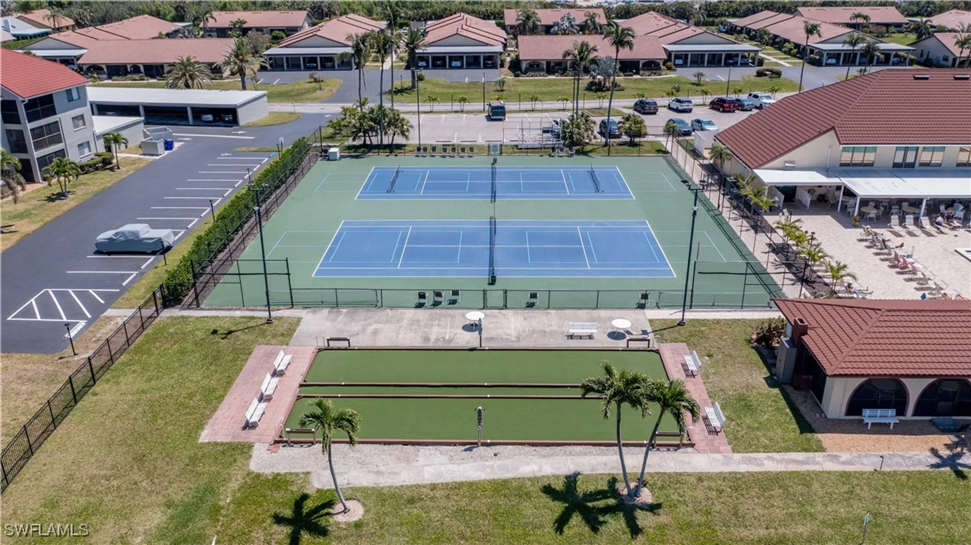 Property Slideshow image 4 of 18 | 11540 caravel cir 3028, Fort Myers, FL, 33908