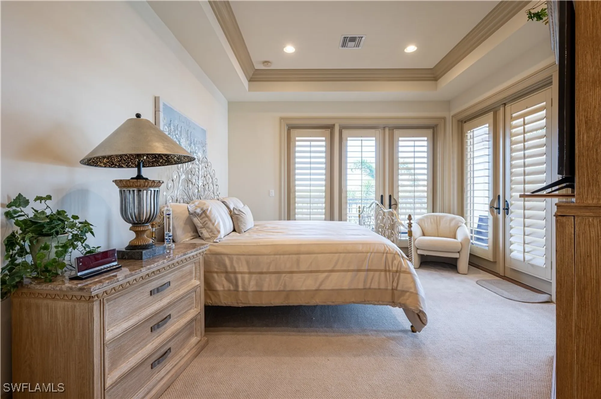 Property Slideshow image 24 of 35 | 3111 leeward ln, Naples, FL, 34103