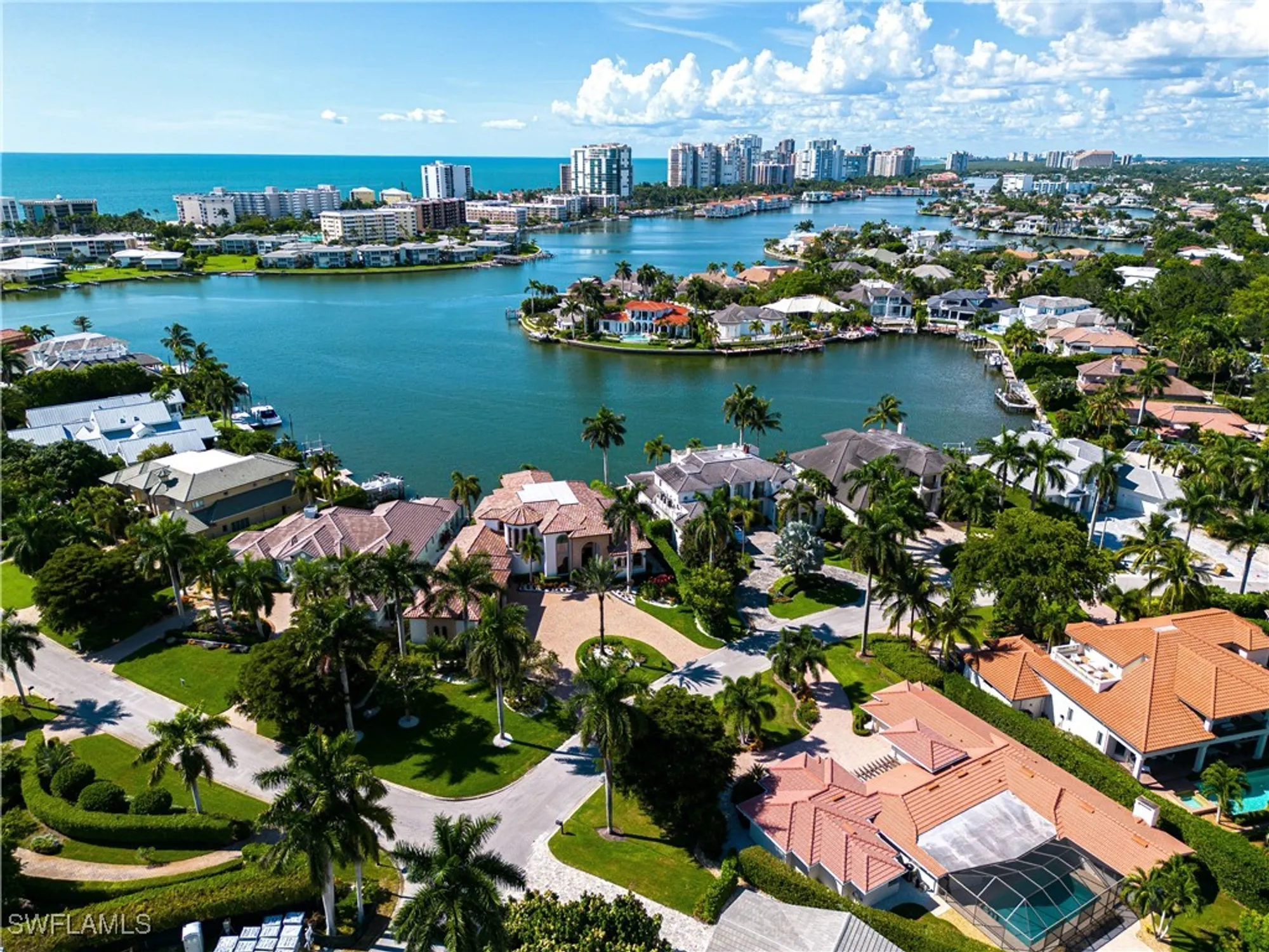 Property Slideshow image 34 of 35 | 3111 leeward ln, Naples, FL, 34103