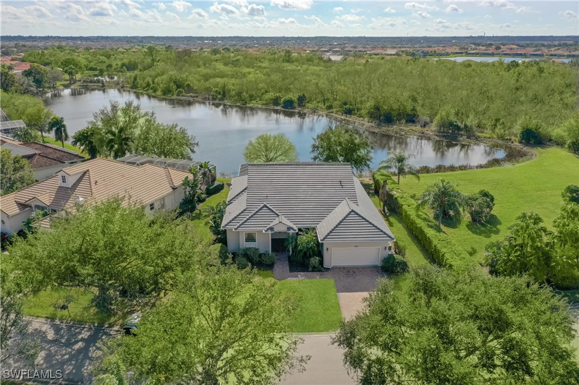 Property Slideshow image 2 of 23 | 2992 apple blossom dr, Alva, FL, 33920