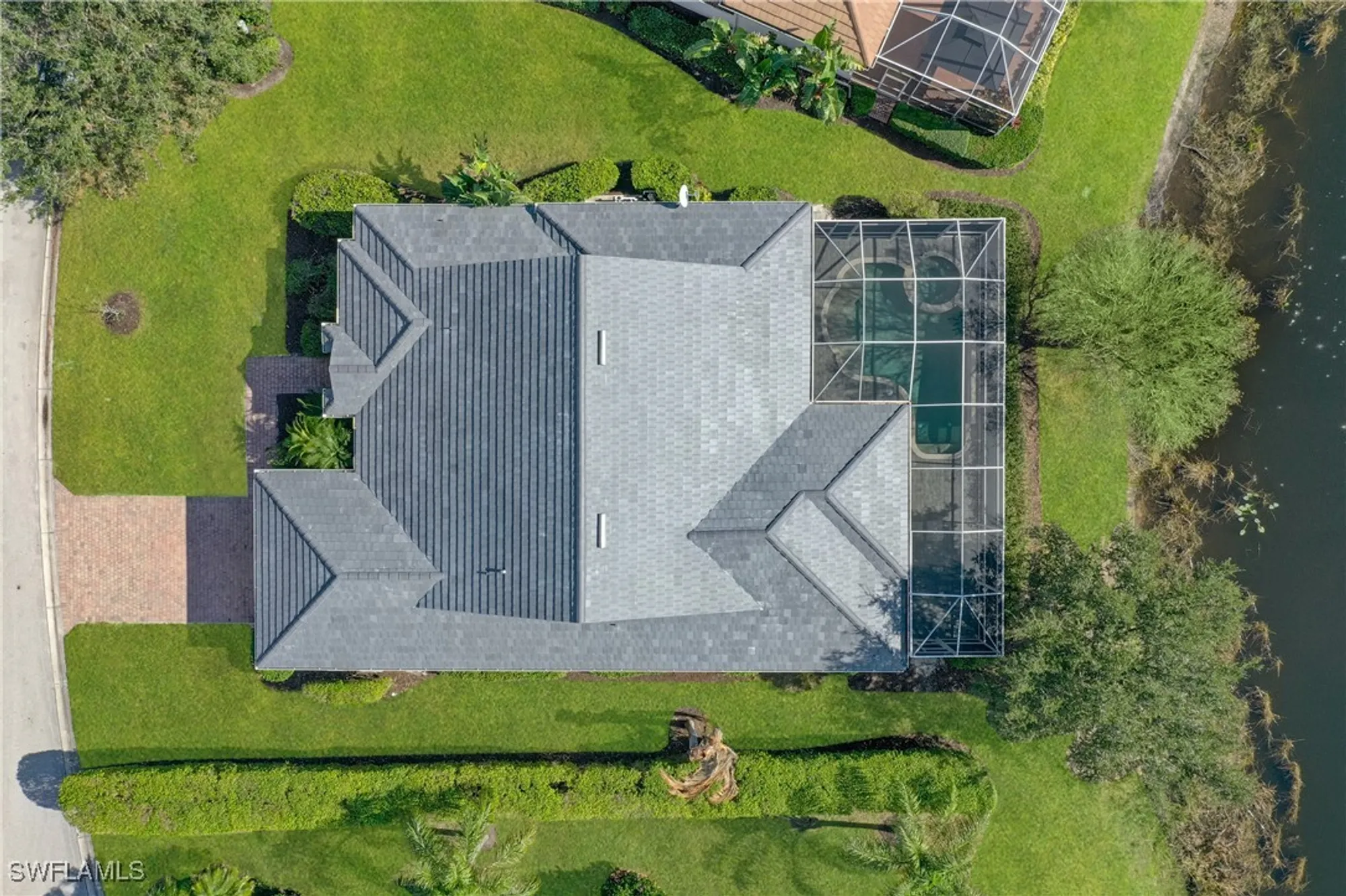 Property Slideshow image 23 of 23 | 2992 apple blossom dr, Alva, FL, 33920