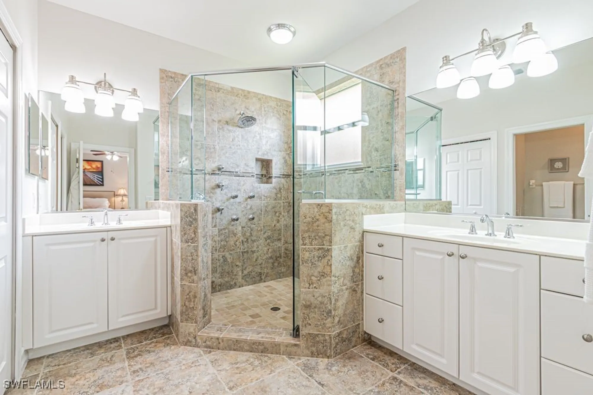 Property Slideshow image 22 of 50 | 9256 breno dr, Fort Myers, FL, 33913