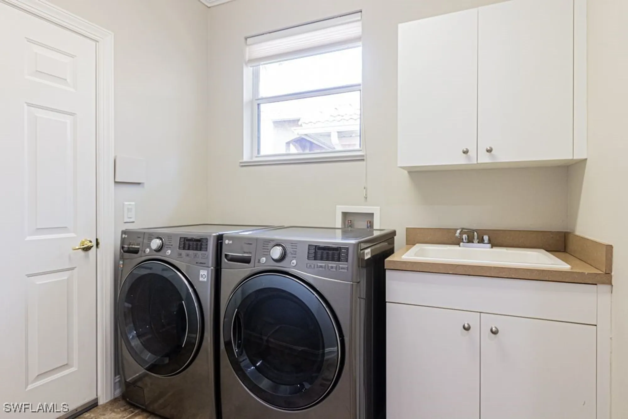 Property Slideshow image 33 of 50 | 9256 breno dr, Fort Myers, FL, 33913