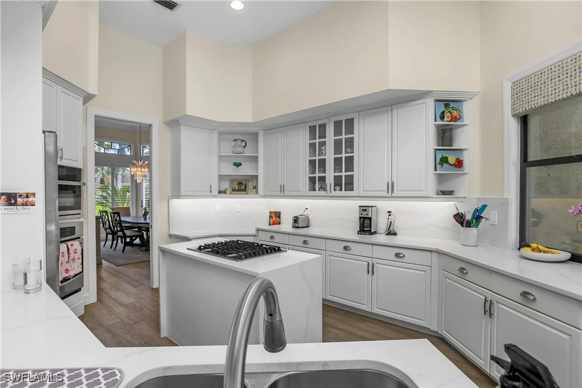 Property Slideshow image 17 of 50 | 3370 oaklake ct, Bonita Springs, FL, 34134