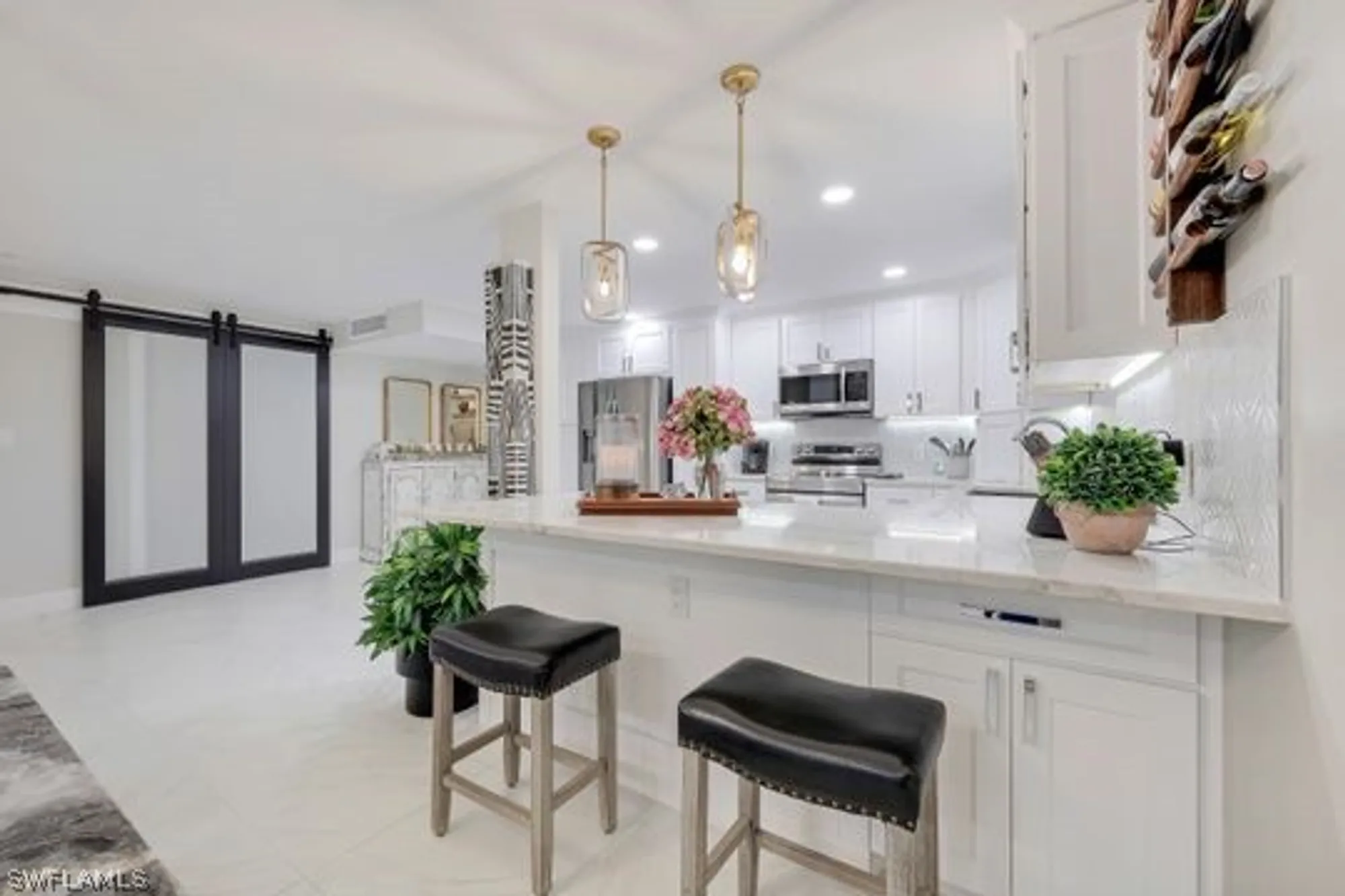 Property Slideshow image 3 of 26 | 3333 gulf shore blvd 103, Naples, FL, 34103