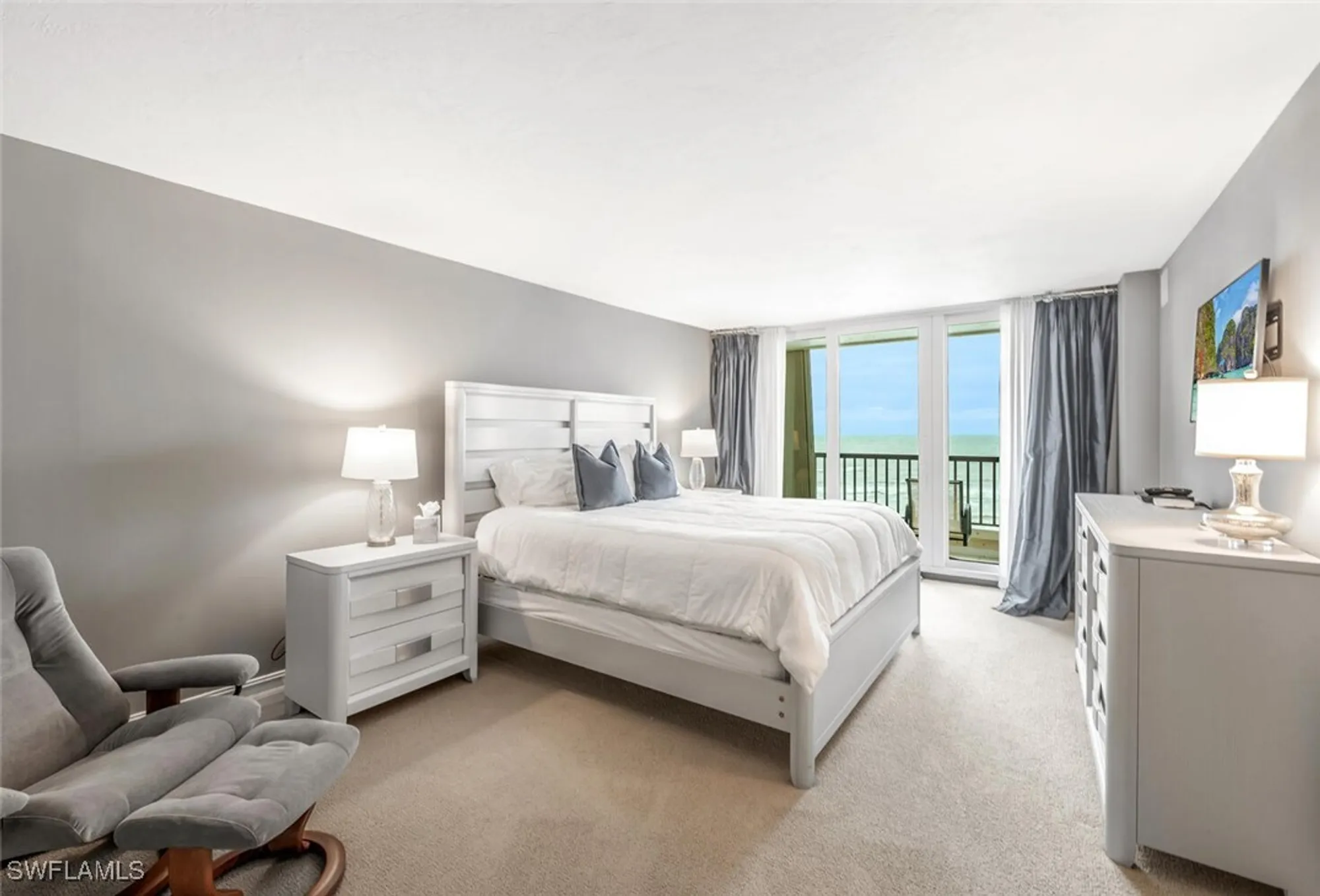 Property Slideshow image 22 of 50 | 2381 gulf shore blvd n # 503, Naples, FL, 34103