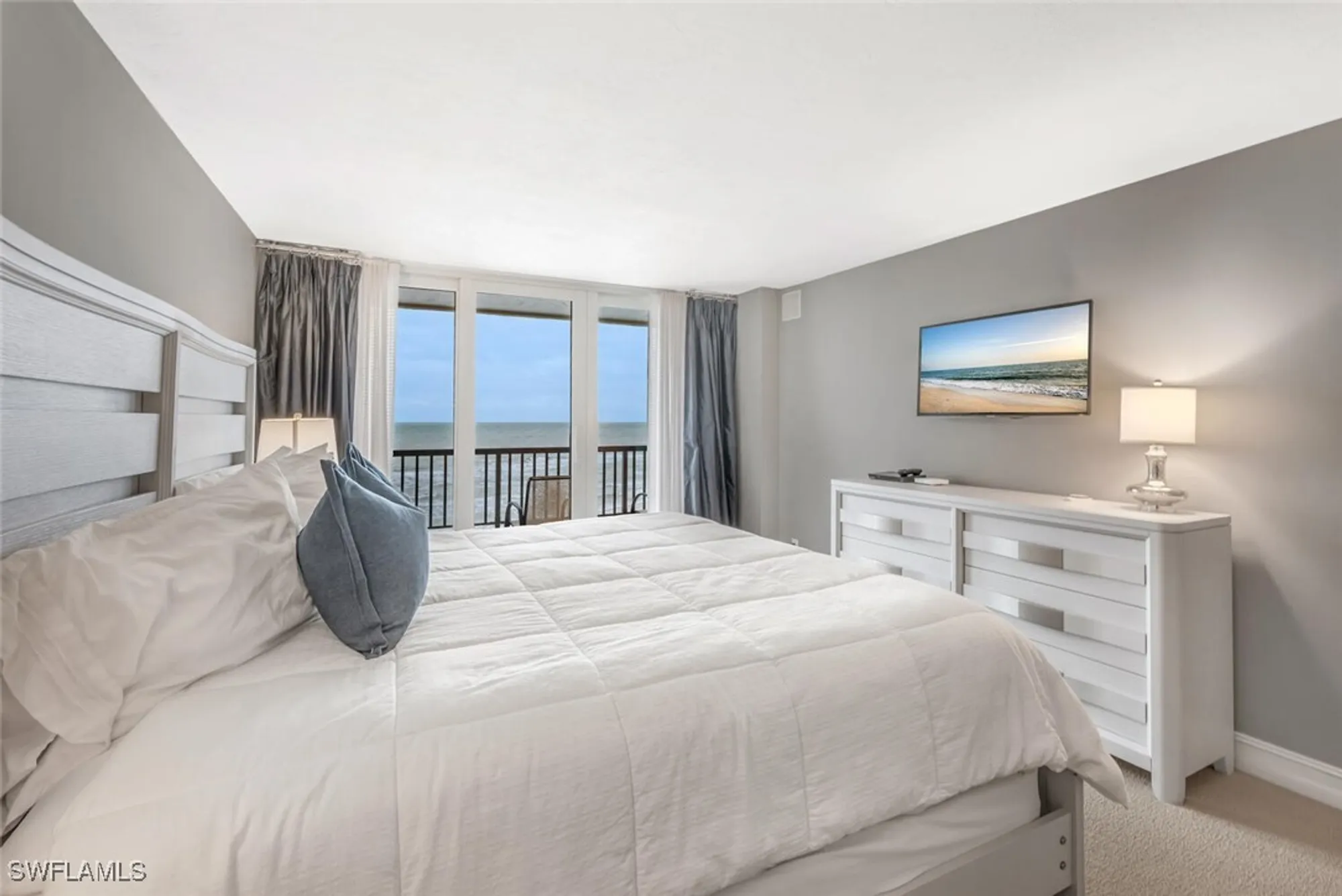 Property Slideshow image 23 of 50 | 2381 gulf shore blvd n # 503, Naples, FL, 34103