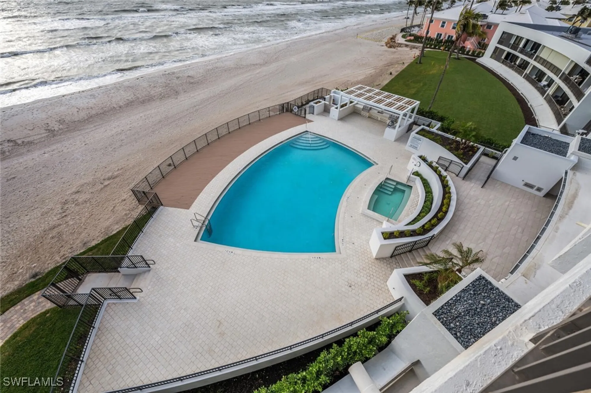 Property Slideshow image 39 of 50 | 2381 gulf shore blvd n # 503, Naples, FL, 34103