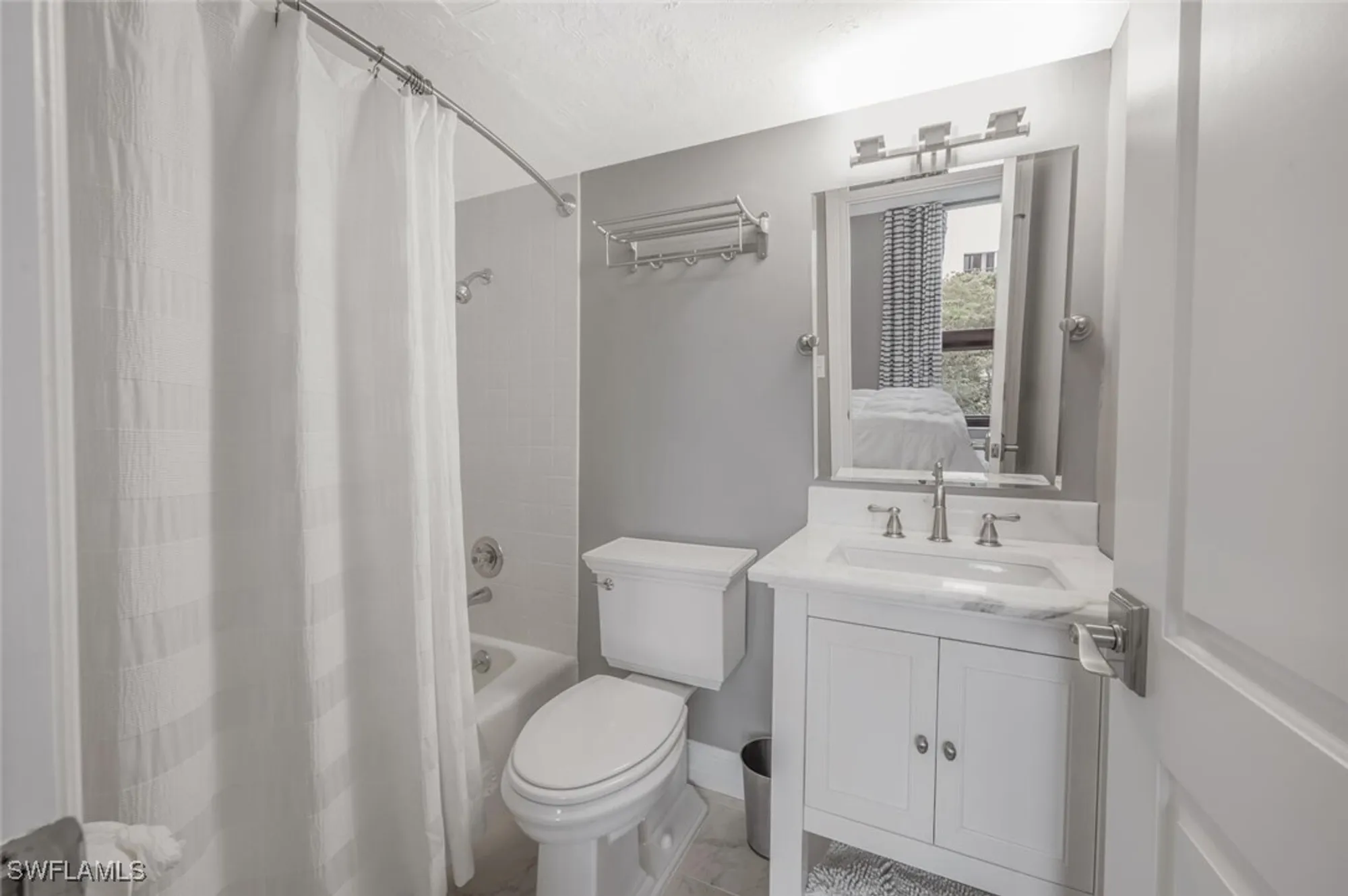 Property Slideshow image 33 of 50 | 2381 gulf shore blvd n # 503, Naples, FL, 34103