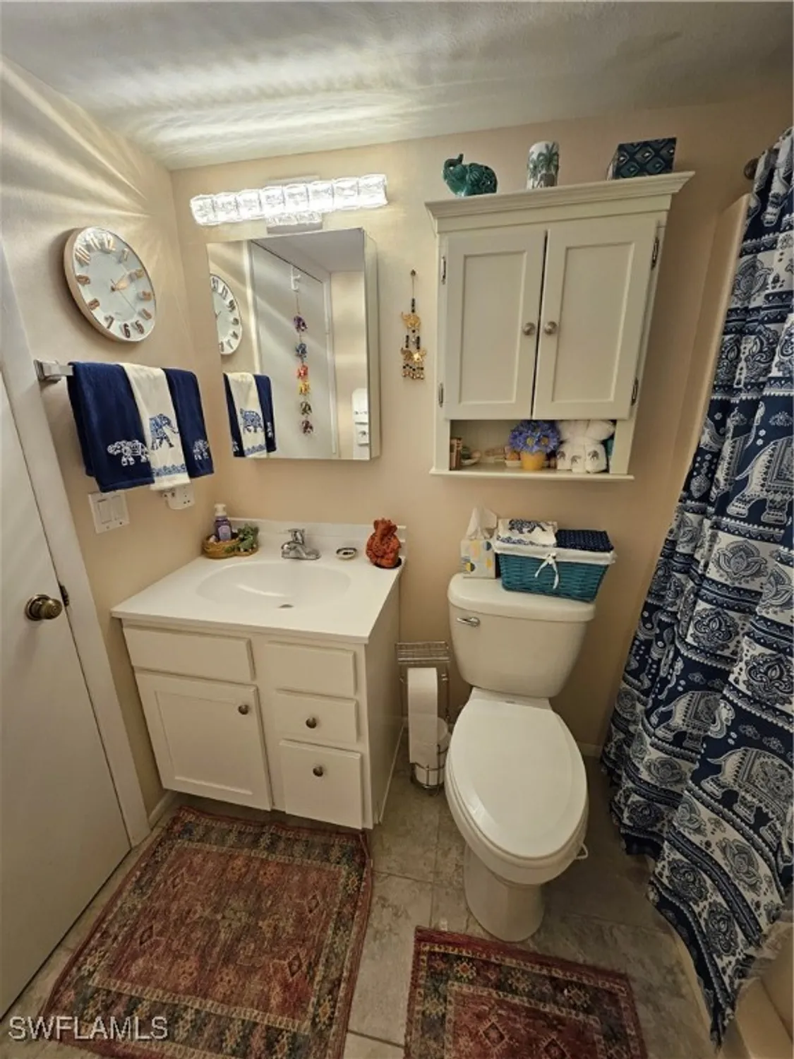 Property Slideshow image 18 of 41 | 7410 lake breeze dr 410, Fort Myers, FL, 33907