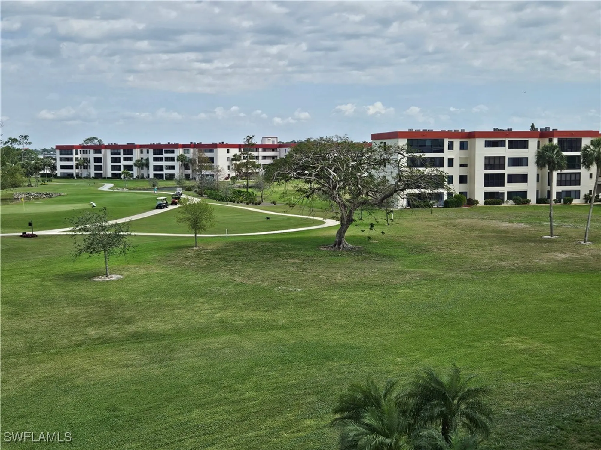 Property Slideshow image 23 of 41 | 7410 lake breeze dr 410, Fort Myers, FL, 33907