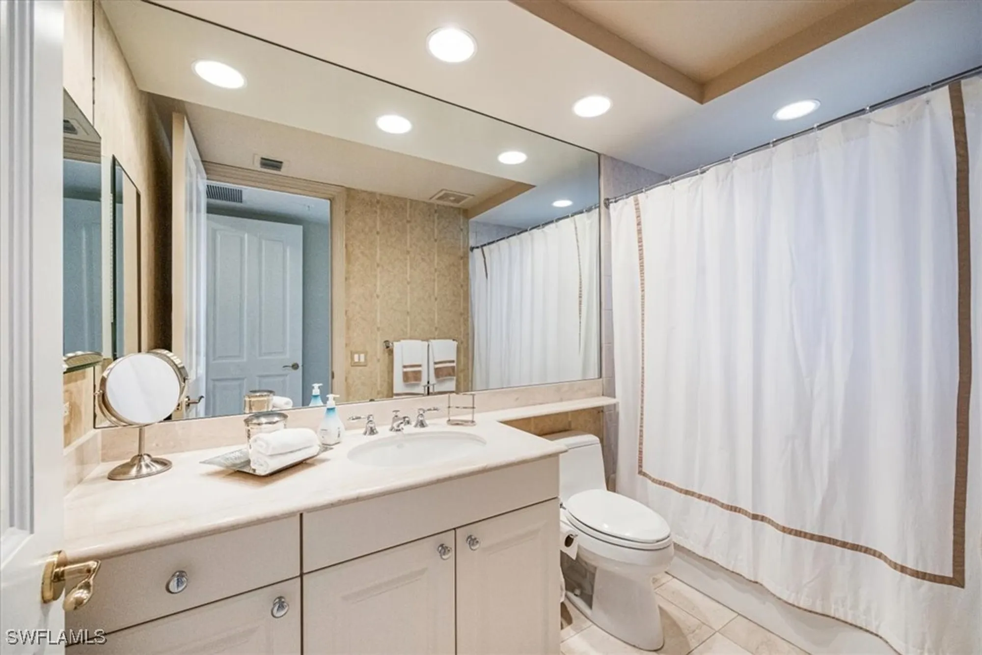 Property Slideshow image 18 of 38 | 4875 pelican colony blvd 304, Bonita Springs, FL, 34134