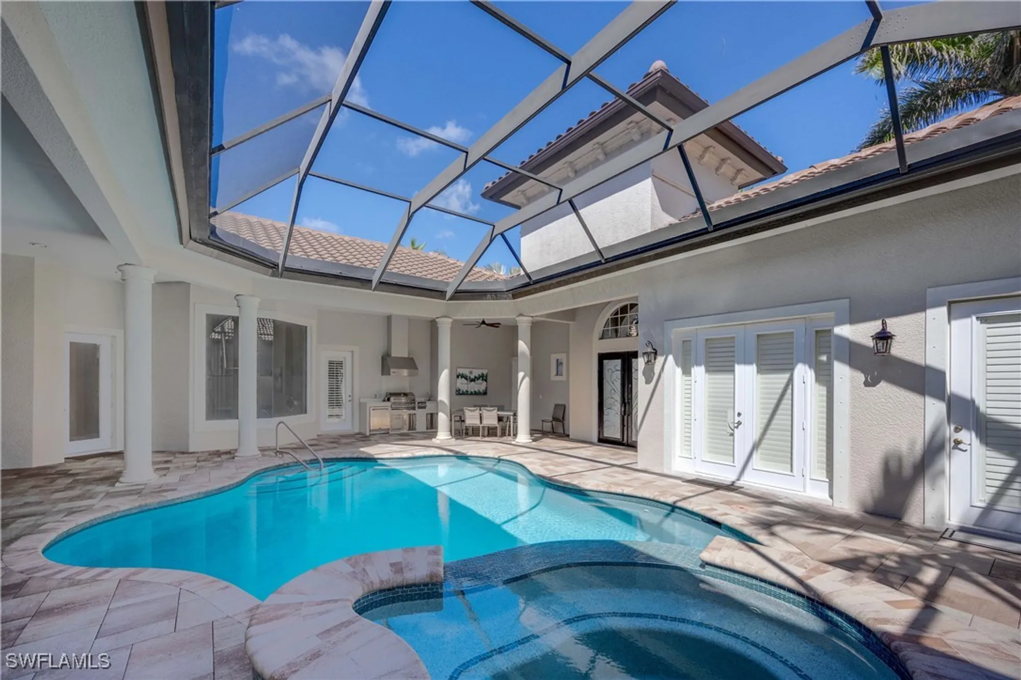 Property Slideshow image 12 of 44 | 8862 shenendoah cir, Naples, FL, 34113