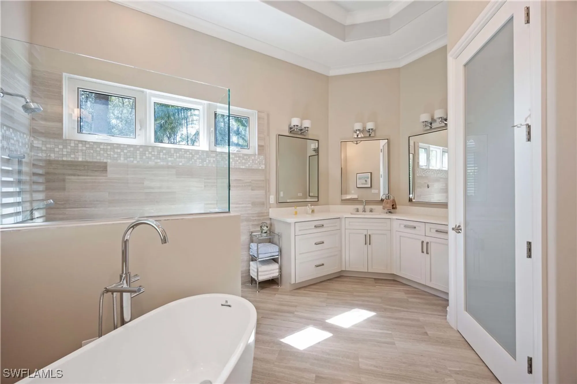 Property Slideshow image 26 of 44 | 8862 shenendoah cir, Naples, FL, 34113