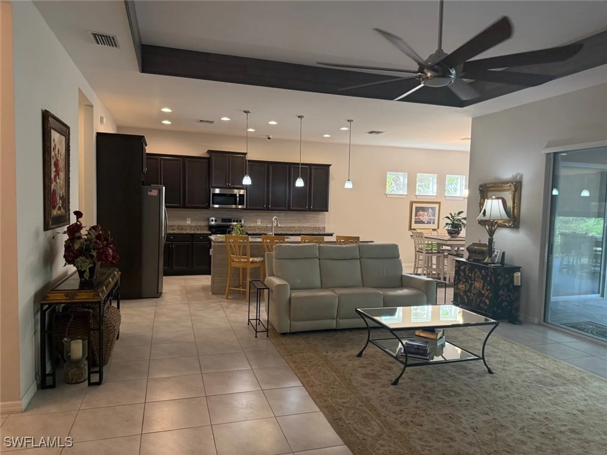 Property Slideshow image 16 of 45 | 3157 apple blossom dr, Alva, FL, 33920