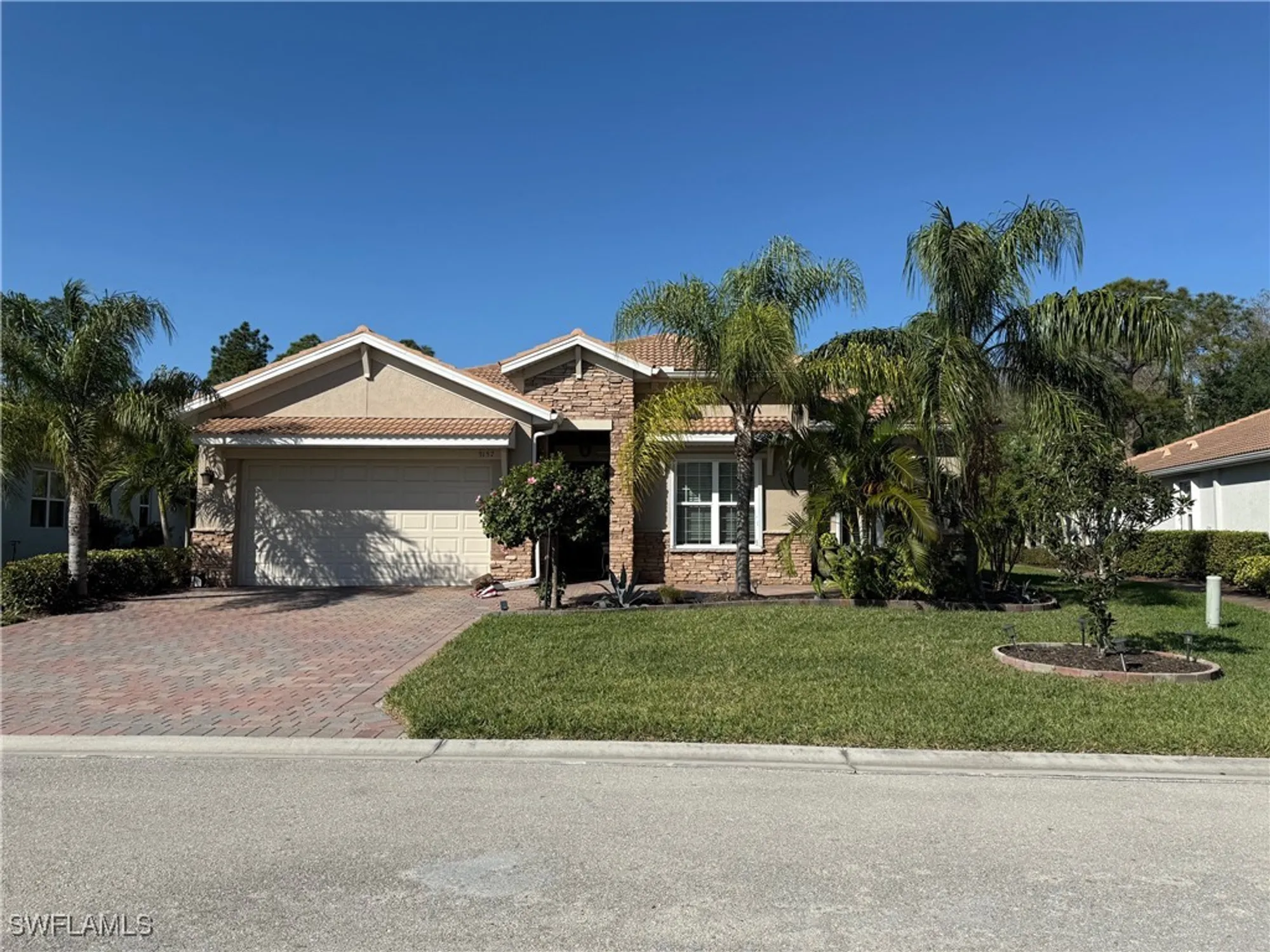 Property Slideshow image 1 of 45 | 3157 apple blossom dr, Alva, FL, 33920