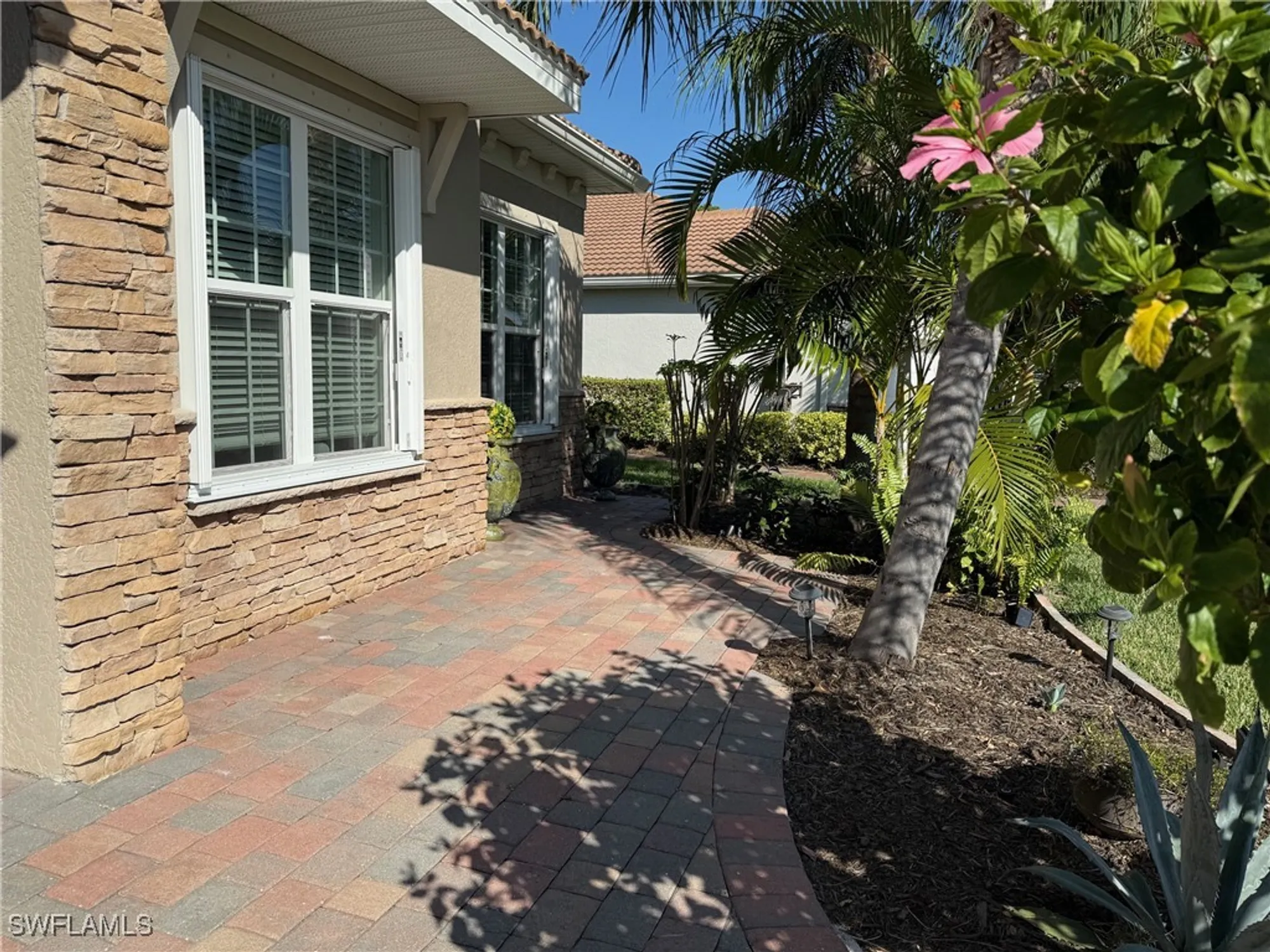 Property Slideshow image 4 of 45 | 3157 apple blossom dr, Alva, FL, 33920