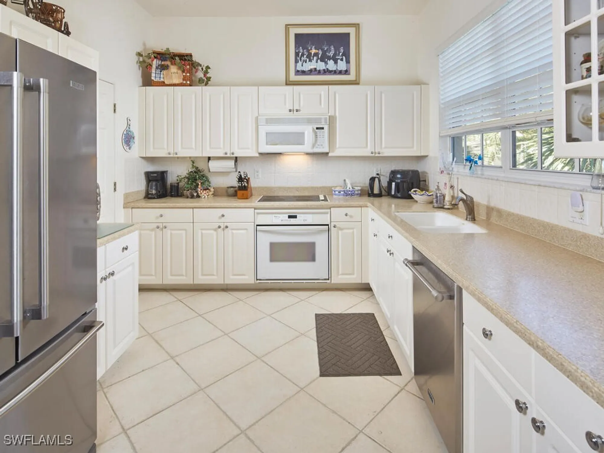 Property Slideshow image 9 of 35 | 26900 wyndhurst ct 201, Bonita Springs, FL, 34134