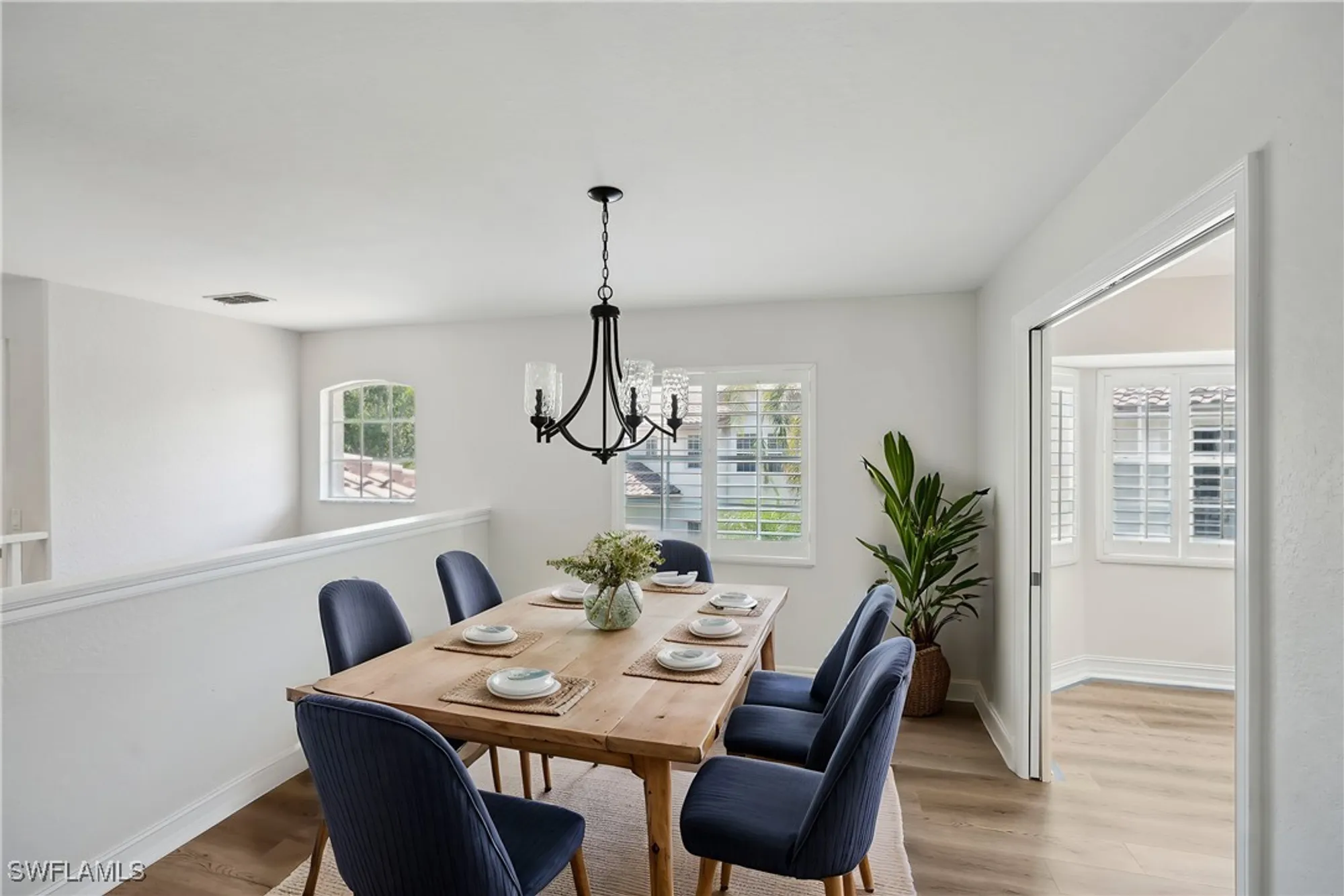 Property Slideshow image 10 of 39 | 8188 saratoga dr 703, Naples, FL, 34113