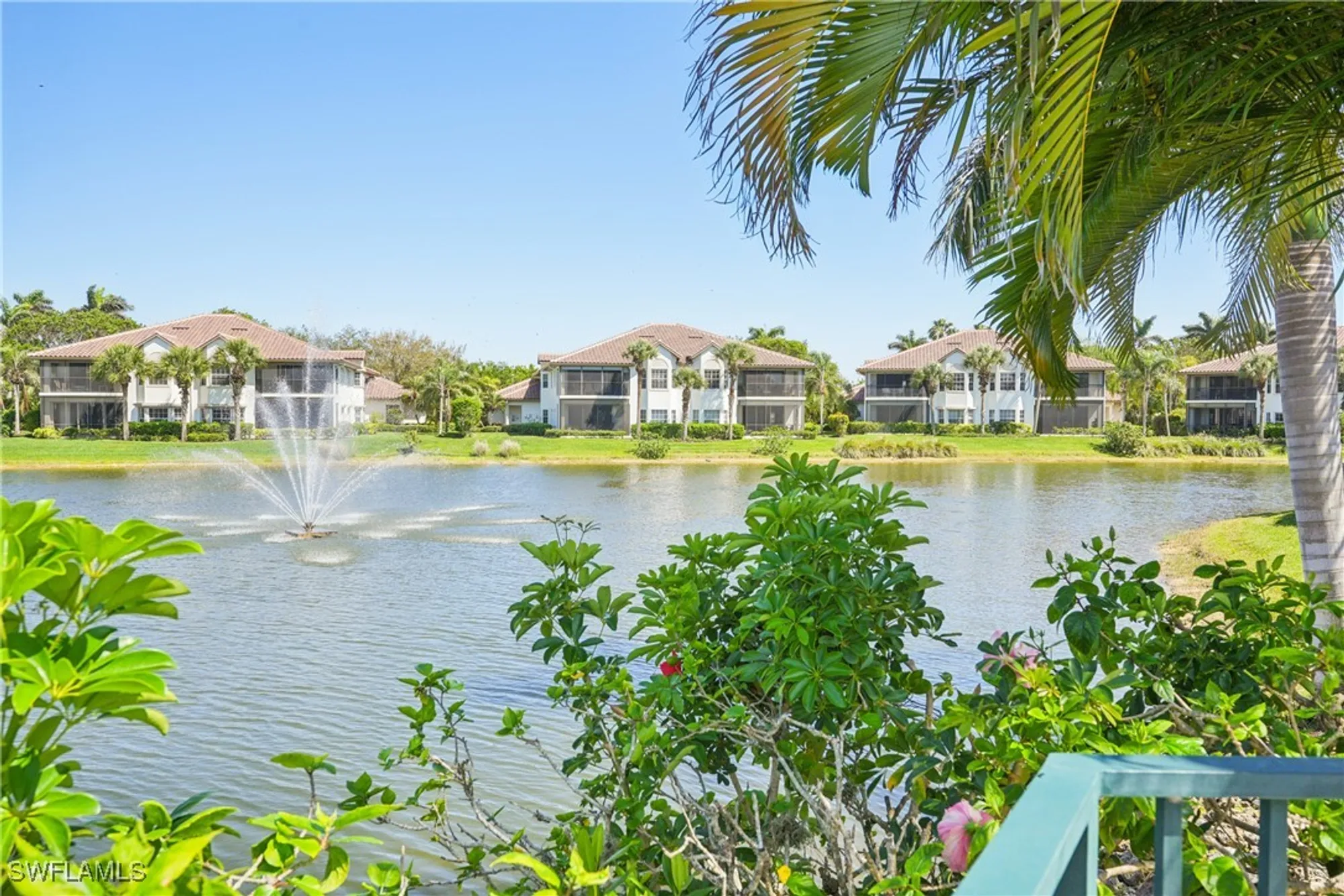 Property Slideshow image 35 of 39 | 8188 saratoga dr 703, Naples, FL, 34113