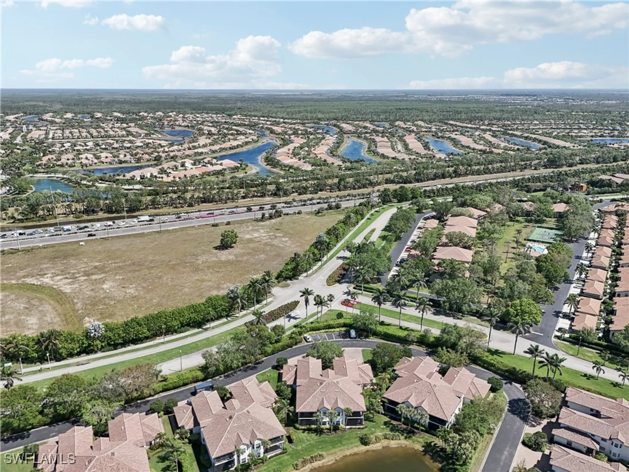 Property Slideshow image 30 of 39 | 8188 saratoga dr 703, Naples, FL, 34113