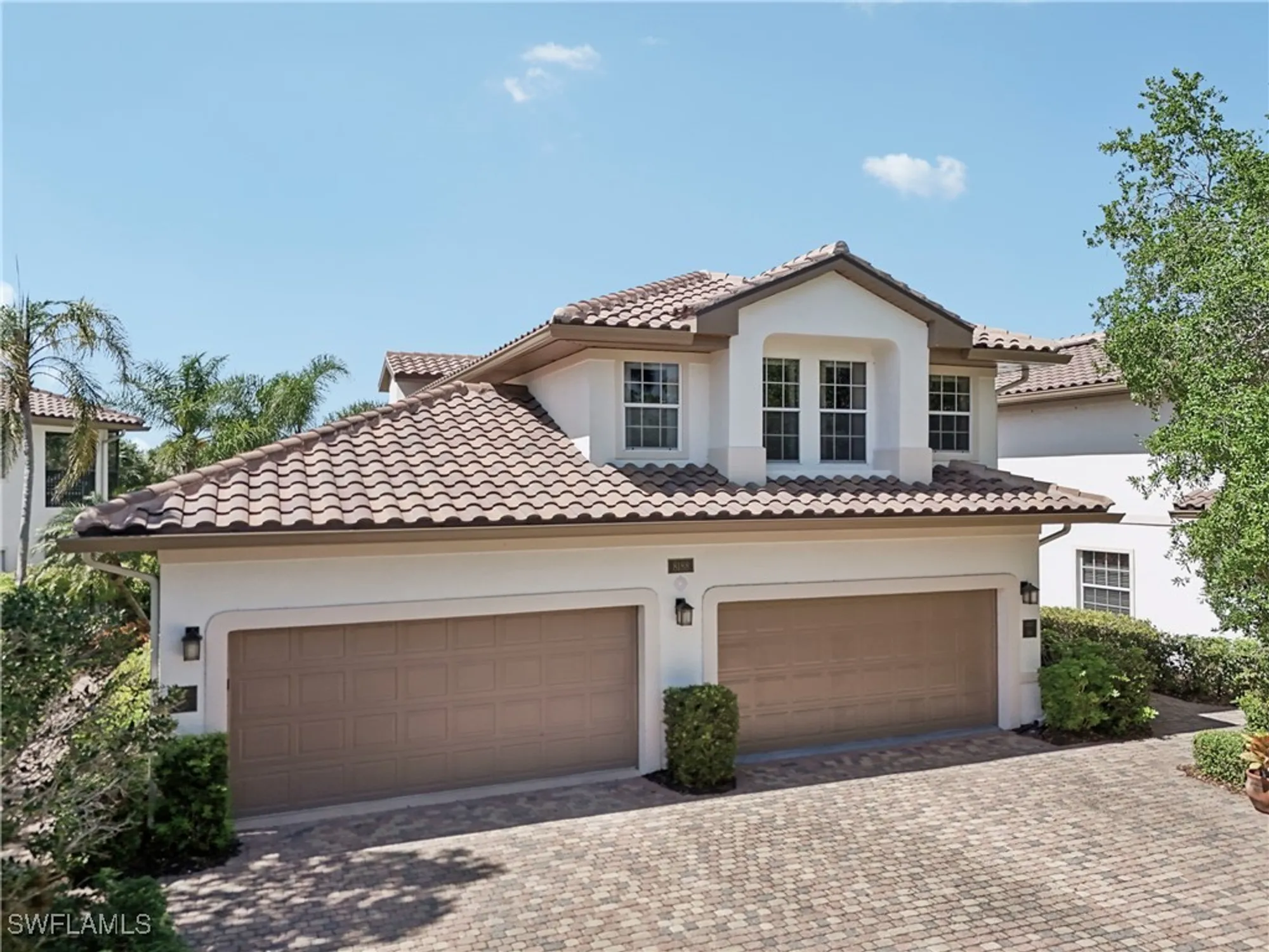 Property Slideshow image 5 of 39 | 8188 saratoga dr 703, Naples, FL, 34113
