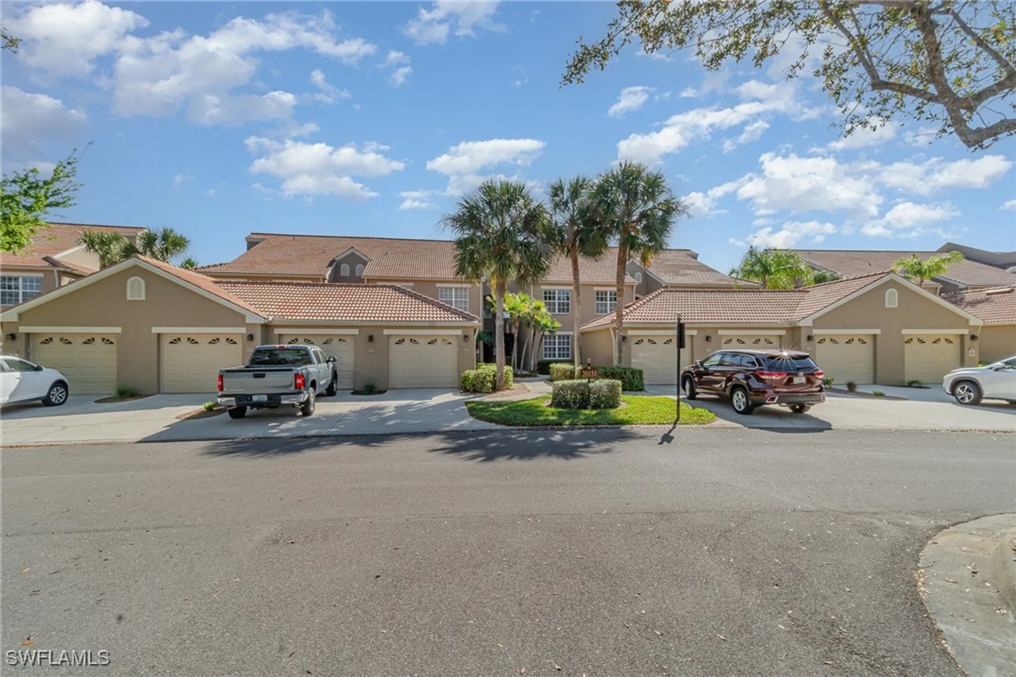 Property Slideshow image 16 of 22 | 20151 seagrove st 207, Estero, FL, 33928