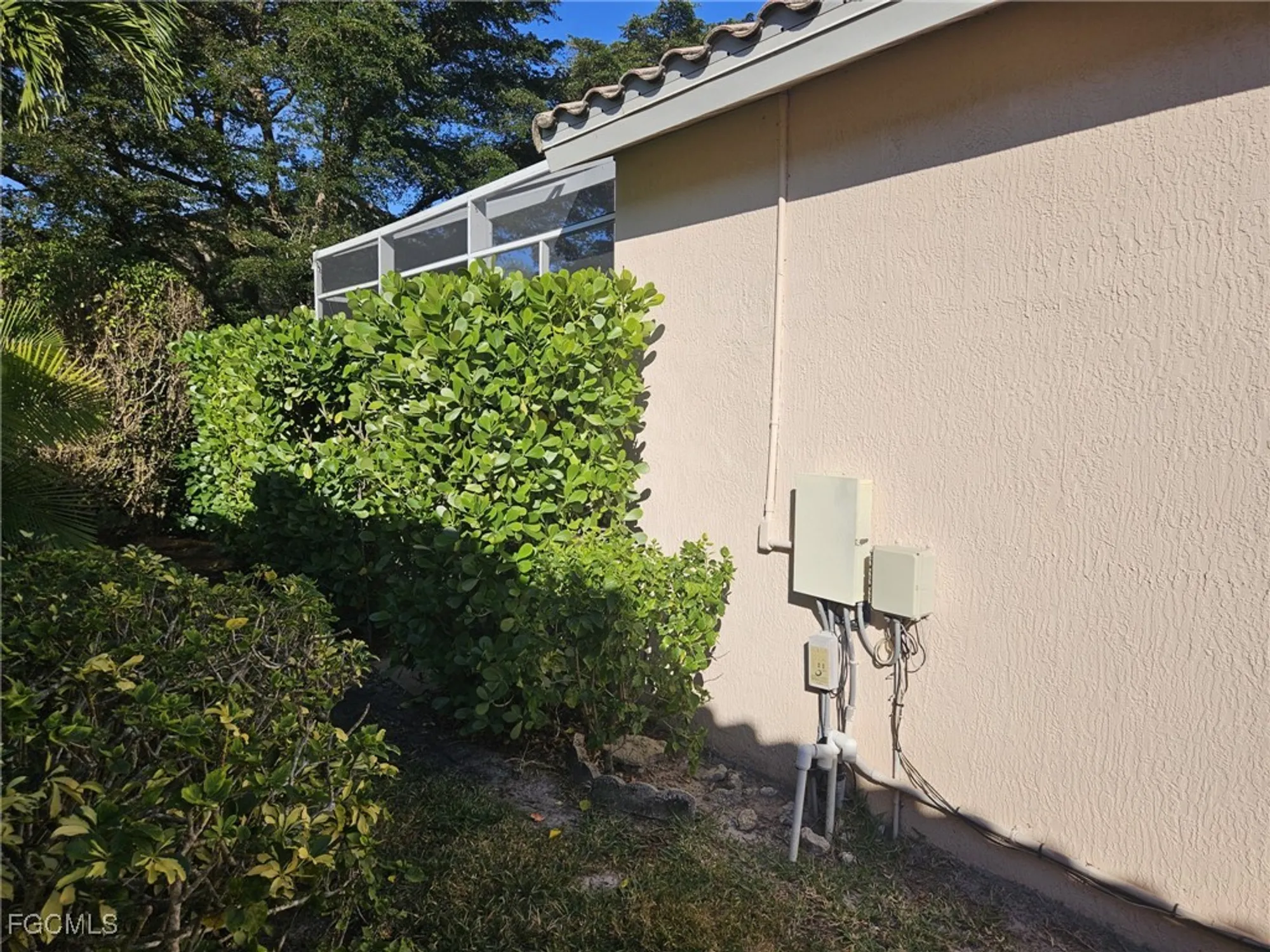 Property Slideshow image 6 of 38 | 9406 sun river way, Estero, FL, 33928