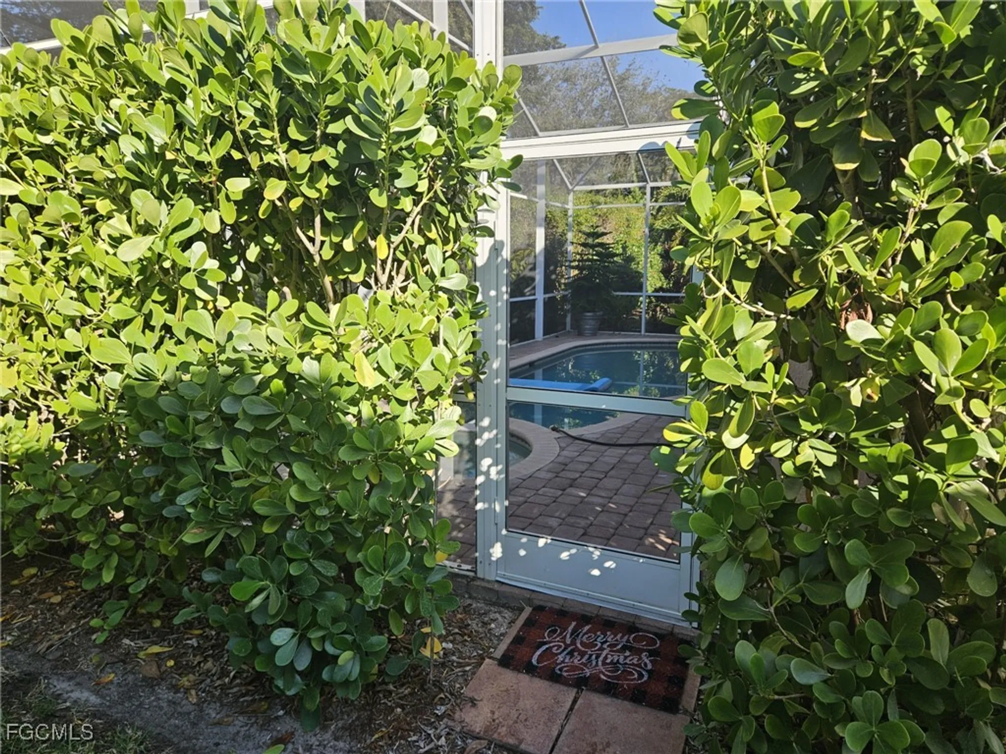 Property Slideshow image 7 of 38 | 9406 sun river way, Estero, FL, 33928