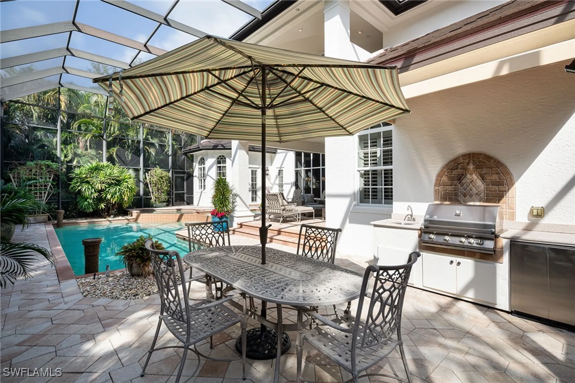 Property Slideshow image 17 of 40 | 614 bow line dr, Naples, FL, 34103