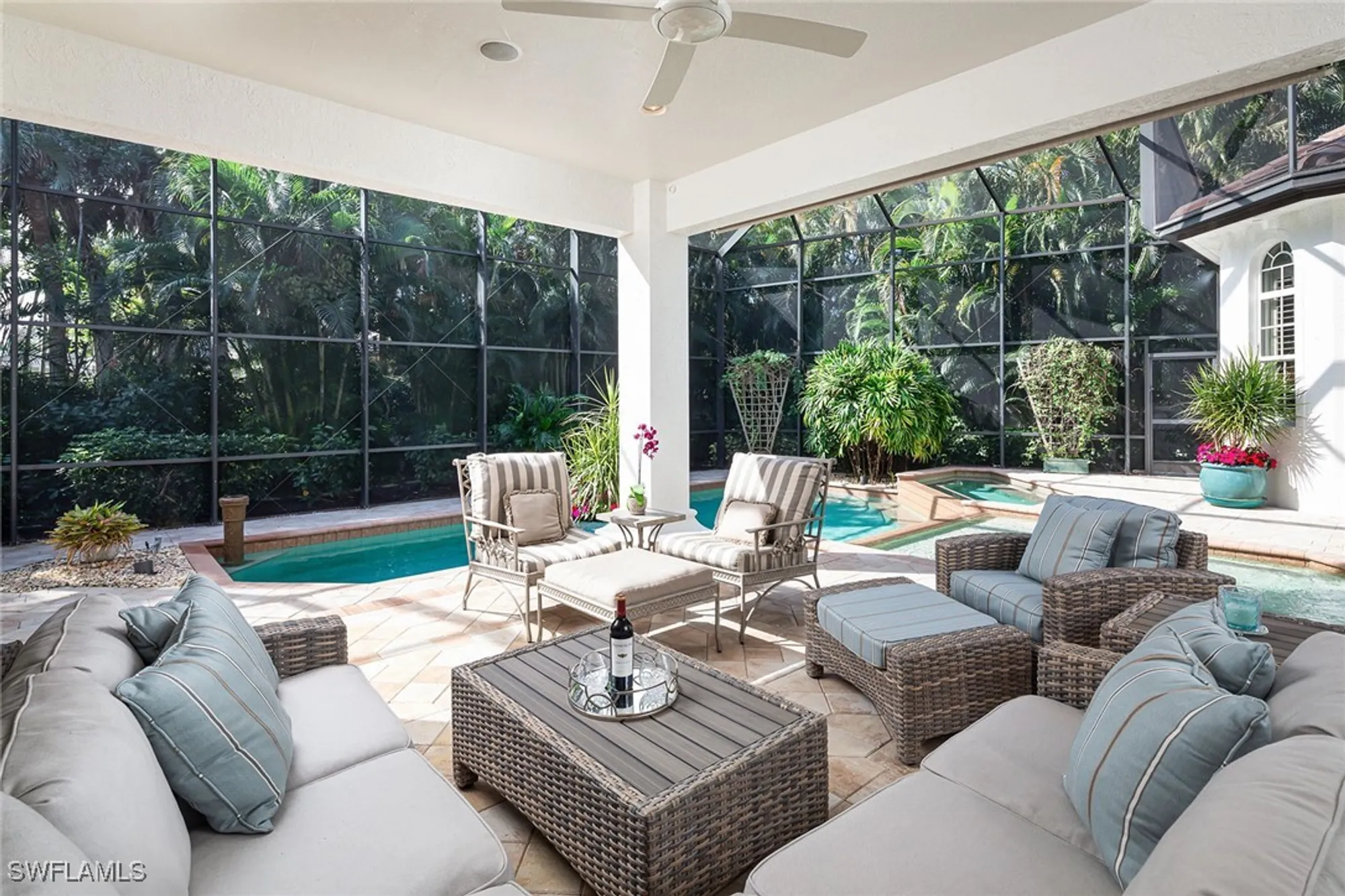 Property Slideshow image 13 of 40 | 614 bow line dr, Naples, FL, 34103